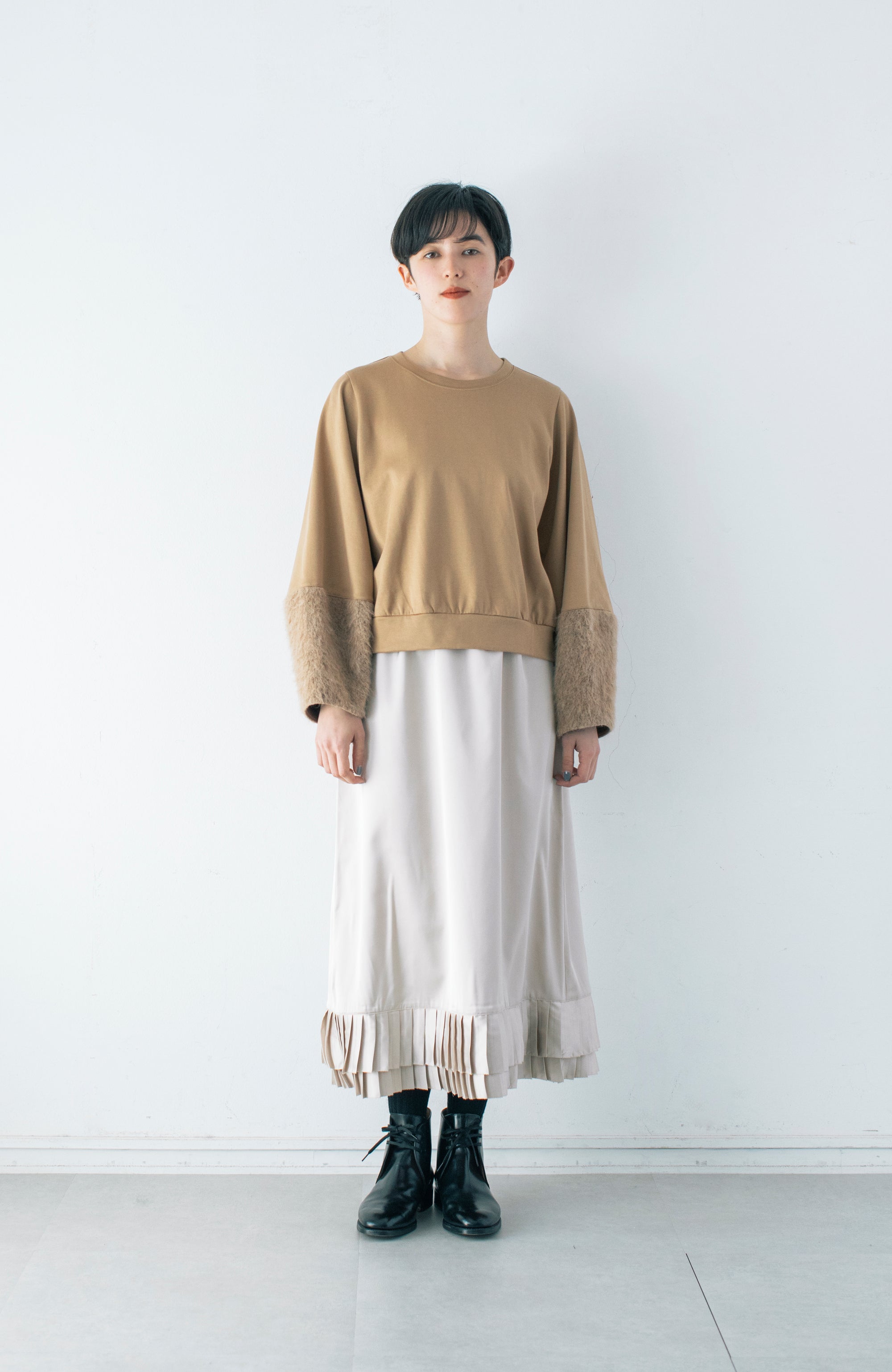 Hem Pleated Skirt (2024 Autumn Winter Collection)