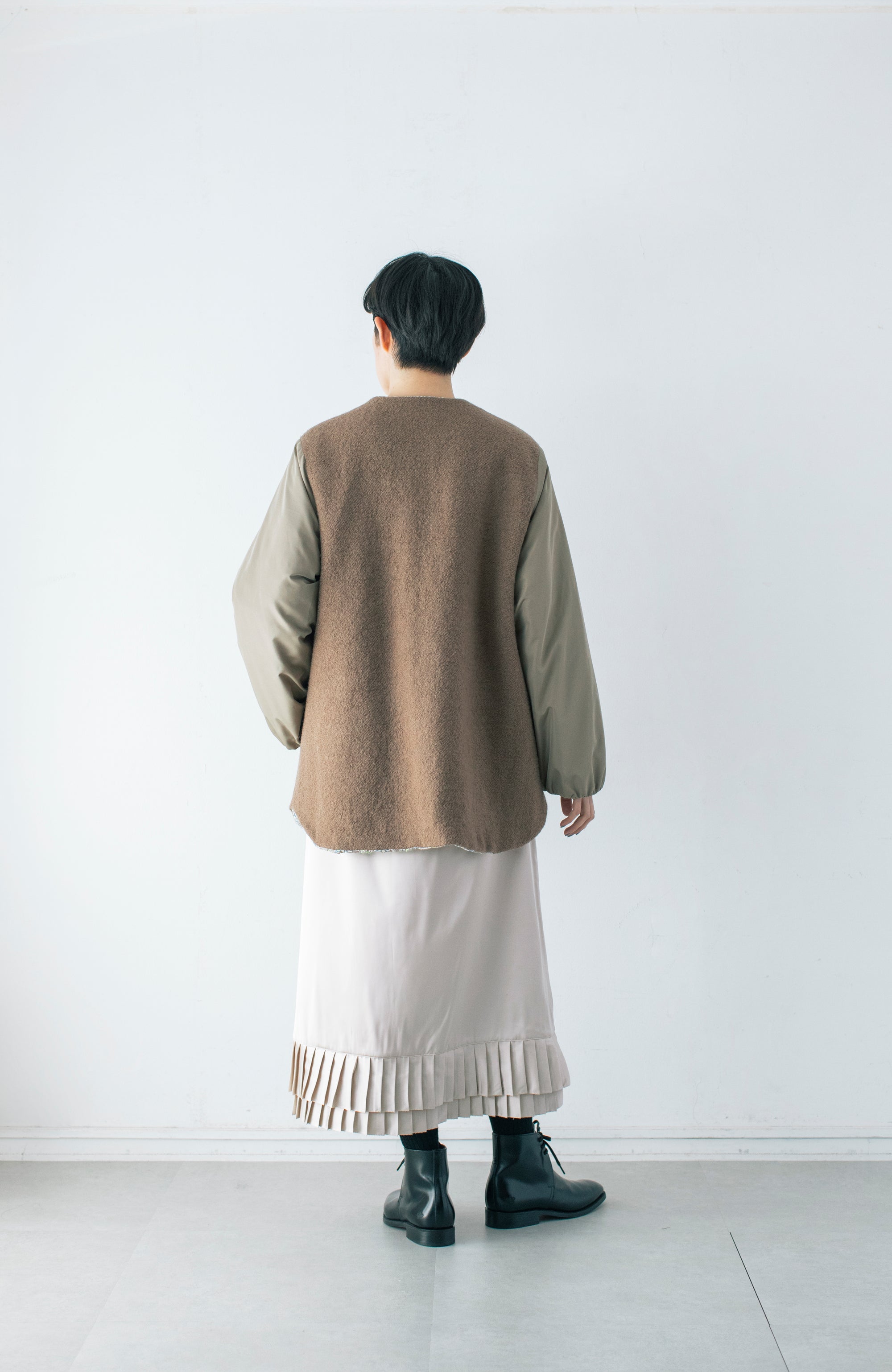 Hem Pleated Skirt (2024 Autumn Winter Collection)