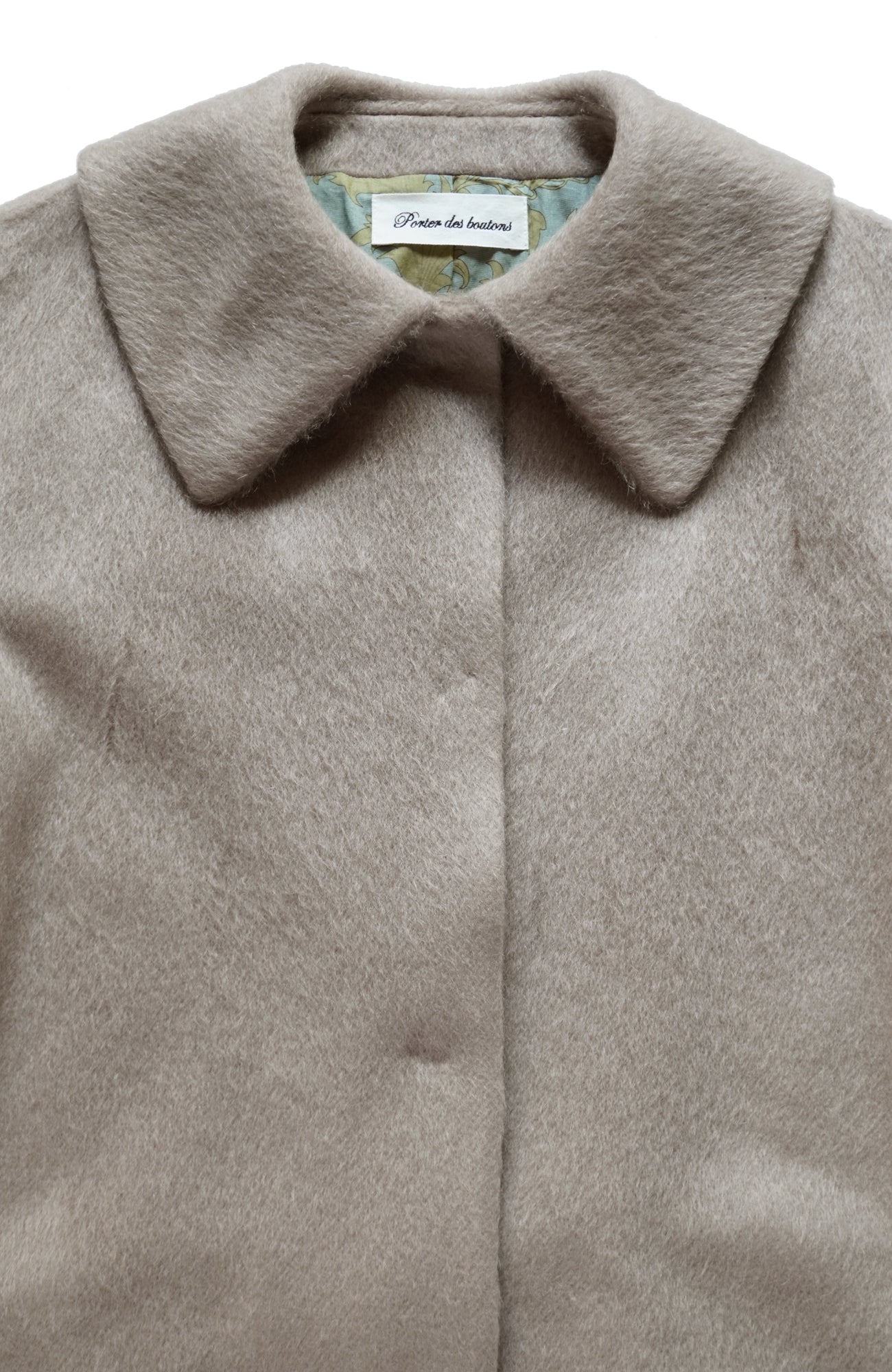 Wide collar short coat (2024 Autumn Winter Collection)