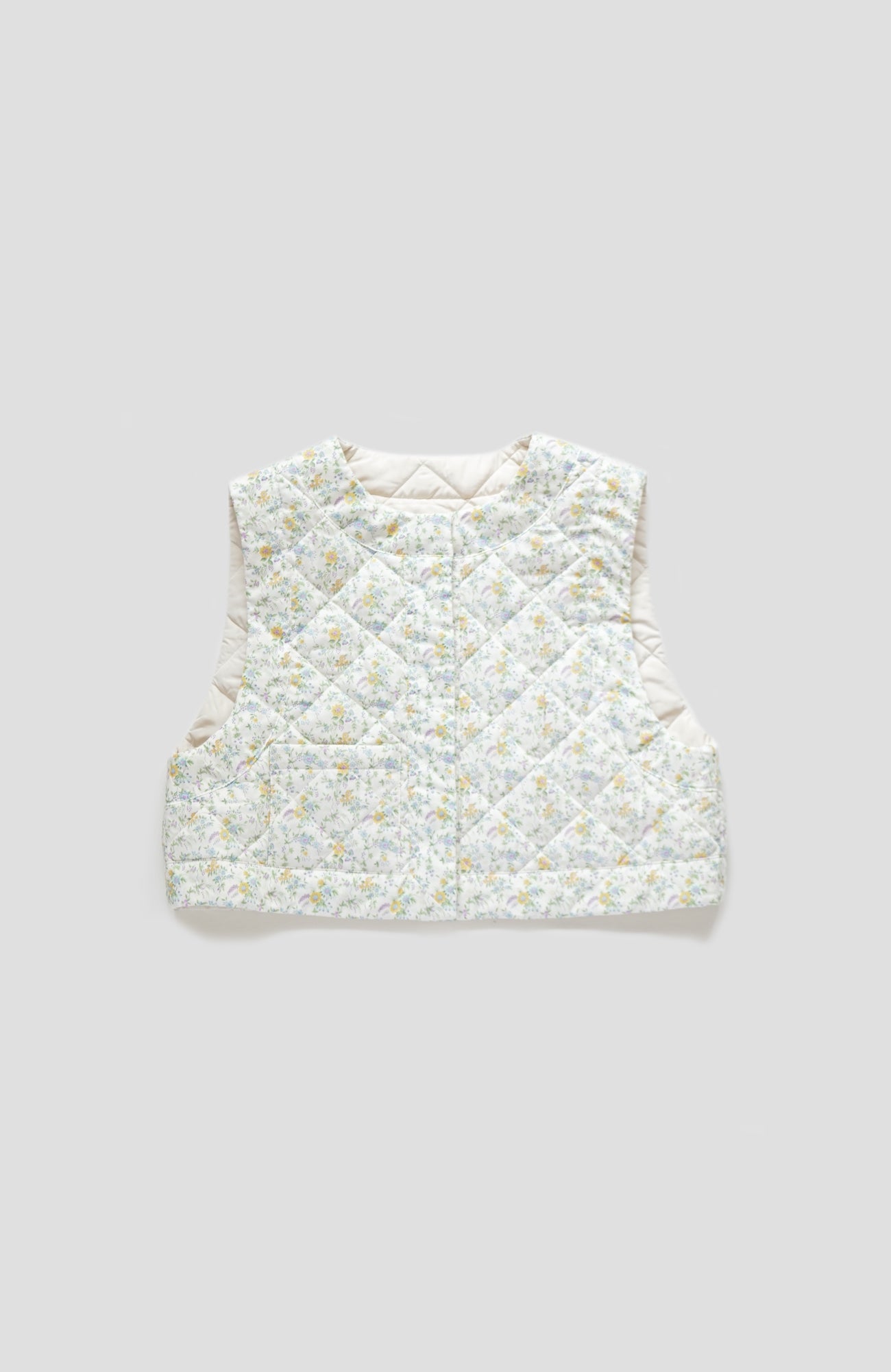 Reversible quilted short gilet (2024-25 Winter &amp; Pre-Spring Collection)