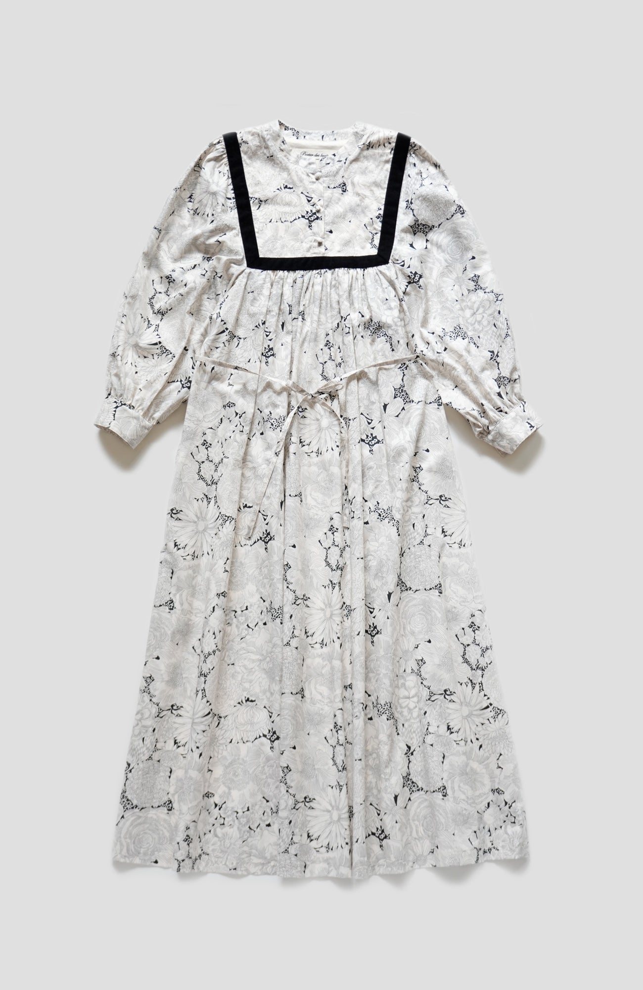 LIBERTY PRINT DRESS (2025 Autumn &amp; Winter Collection)