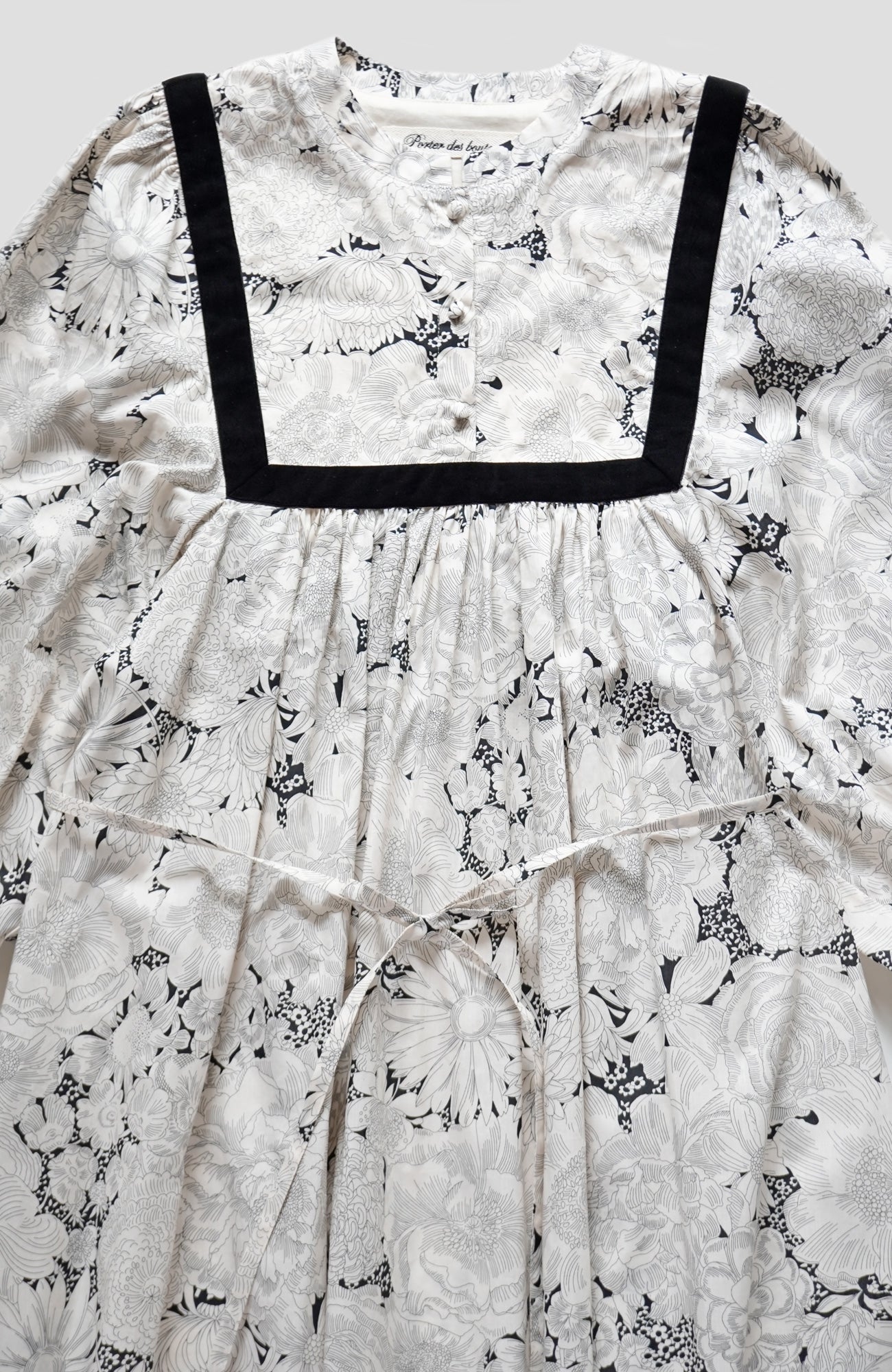 LIBERTY PRINT DRESS (2025 Autumn &amp; Winter Collection)