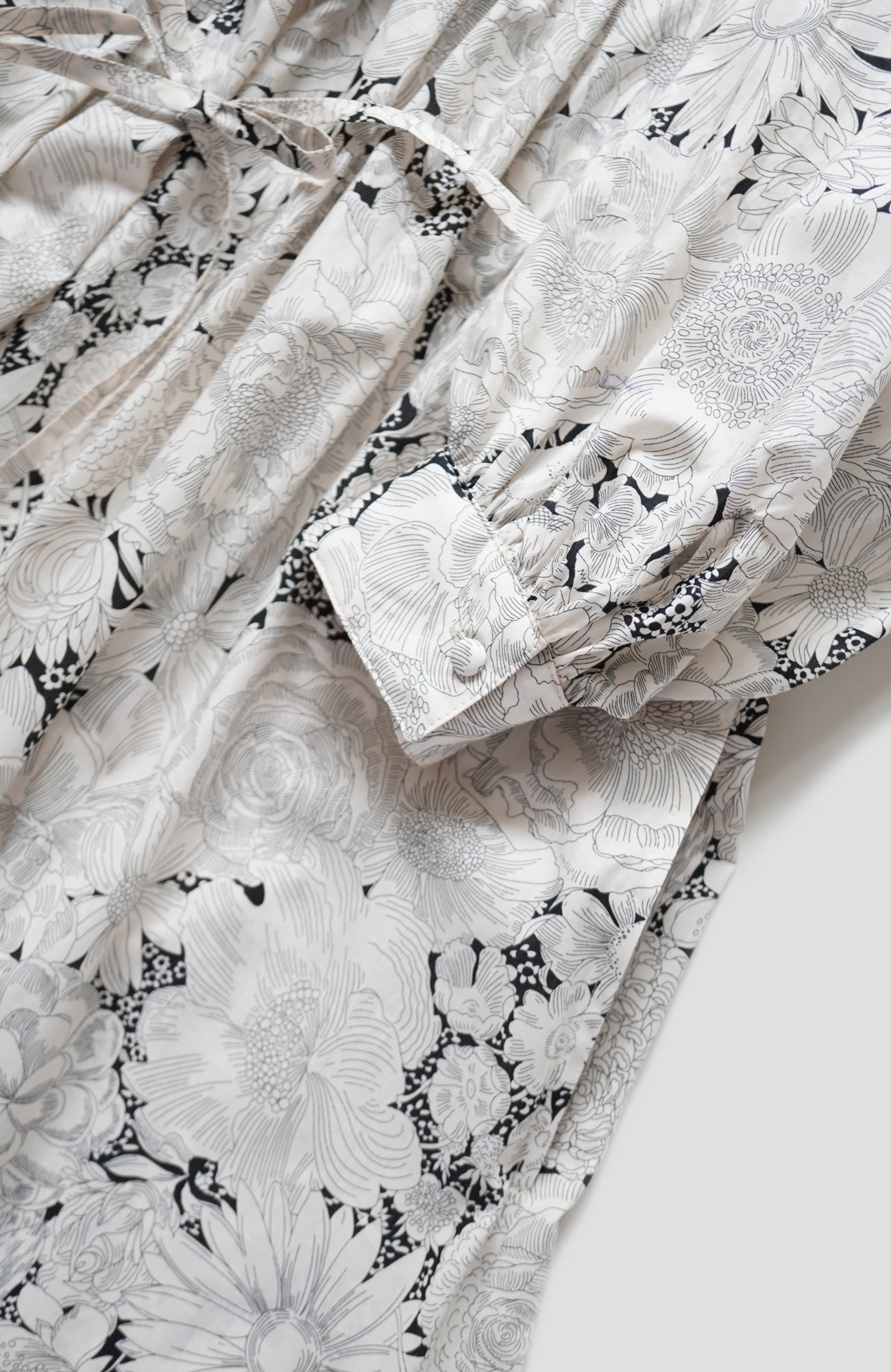 LIBERTY PRINT DRESS (2025 Autumn &amp; Winter Collection)