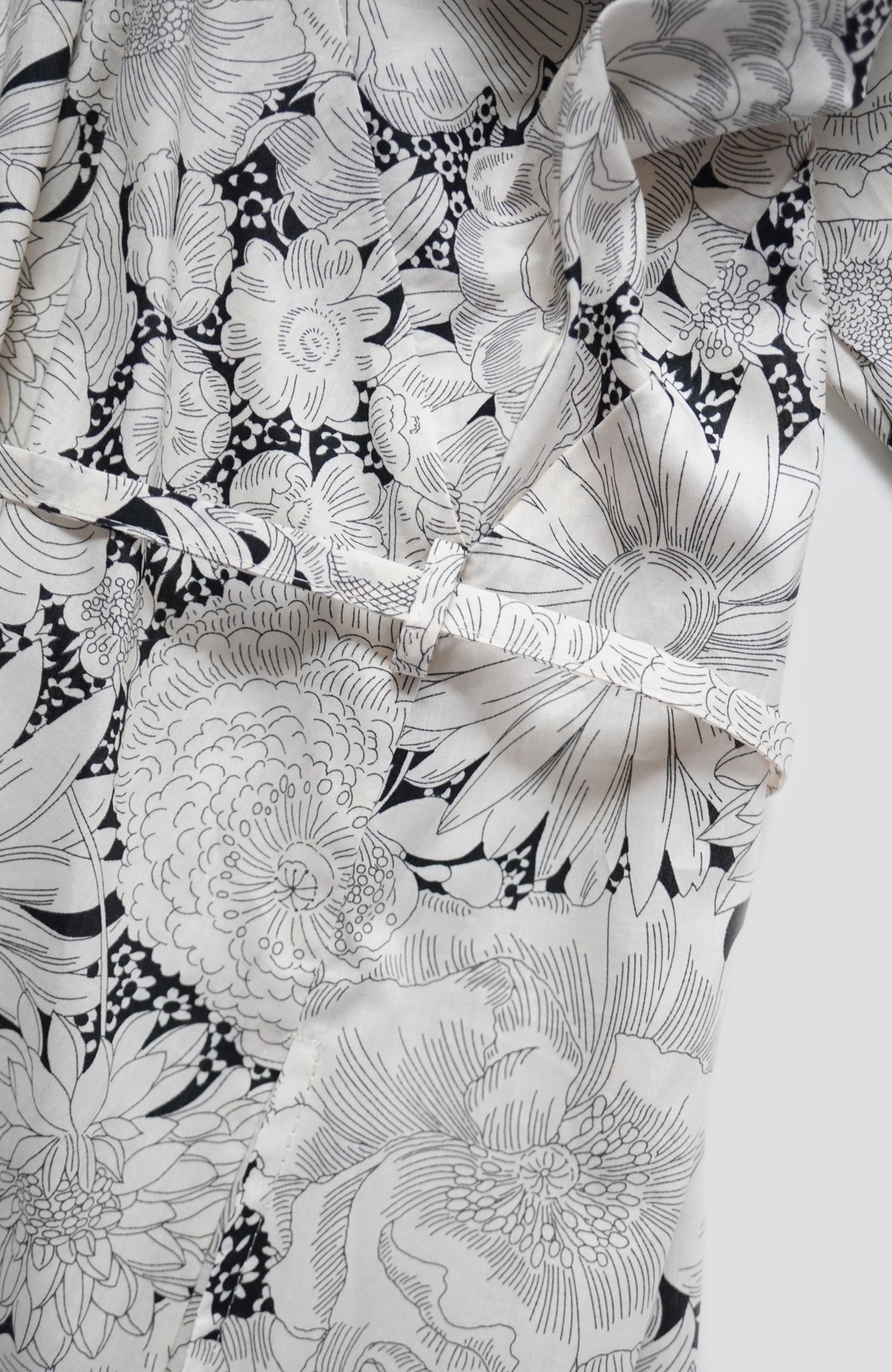 LIBERTY PRINT DRESS (2025 Autumn &amp; Winter Collection)