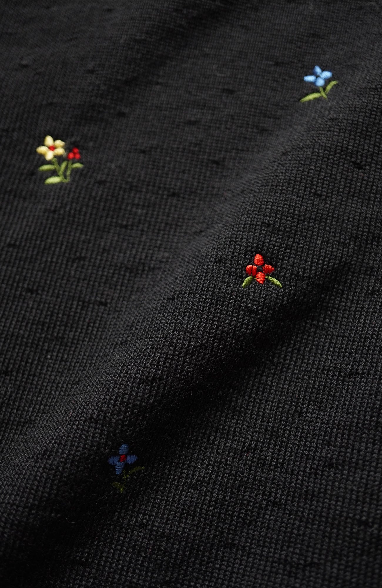 flower刺繍ポロカラーニットカーディガン(2025 Autumn & Winter Collection)