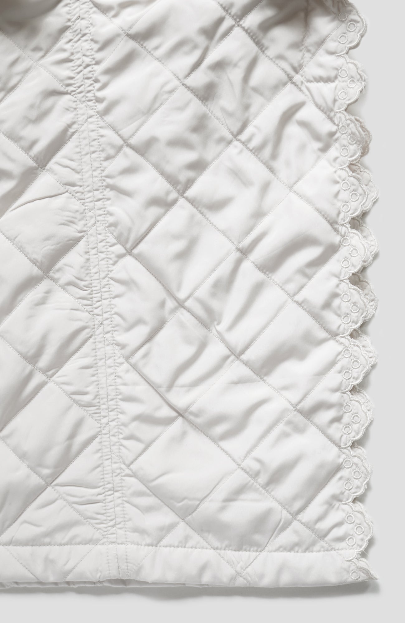 キルティングスカラップポンチョコート(2025-2026 Winter & Pre-spring Collection)