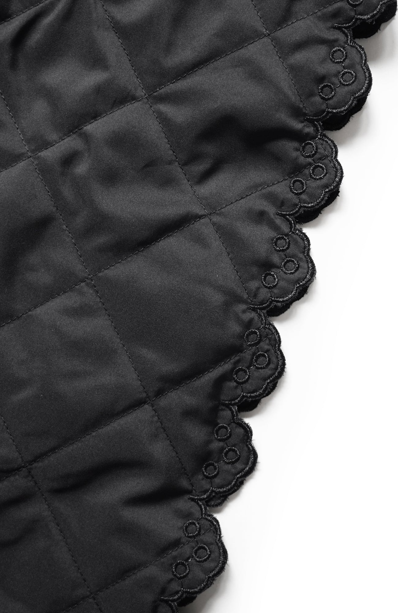 キルティングスカラップポンチョコート(2025-2026 Winter & Pre-spring Collection)