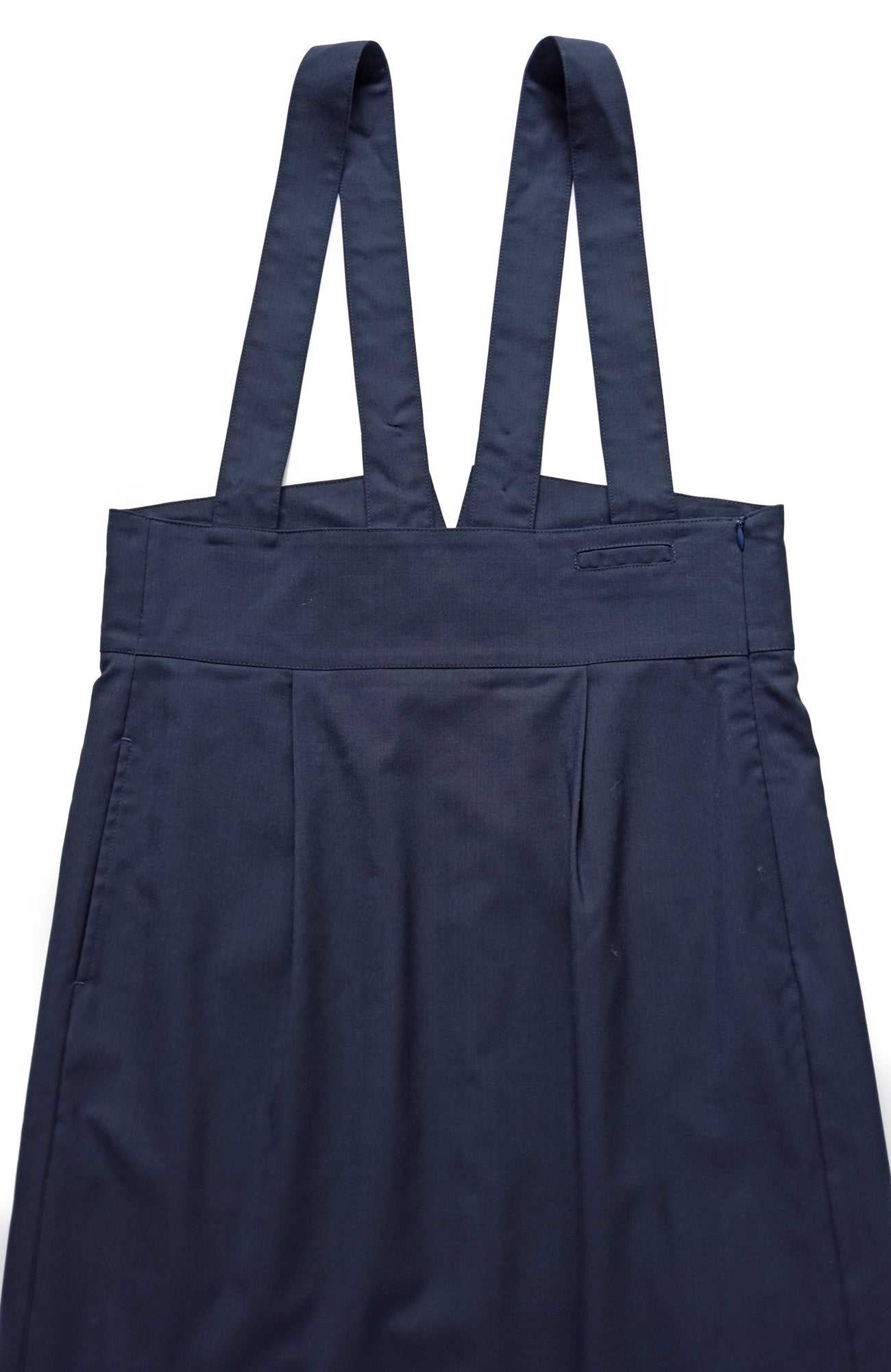 吊りスカート(2025-2026 Winter & Pre-spring Collection)