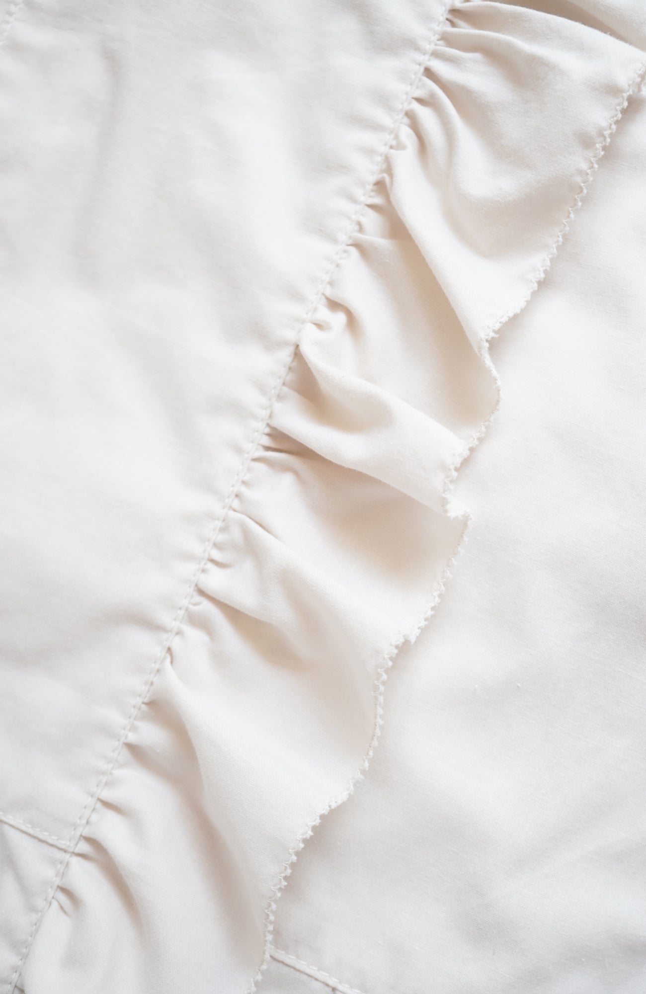 フロントフリルブラウス(2025-2026 Winter & Pre-spring Collection)