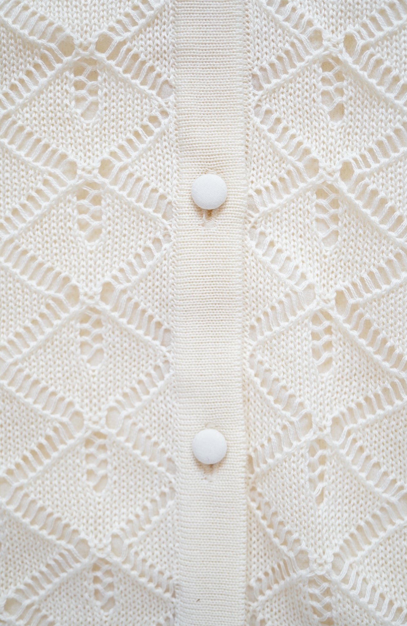 透かし編みバックスリットカーディガン(2025-2026 Winter & Pre-spring Collection)