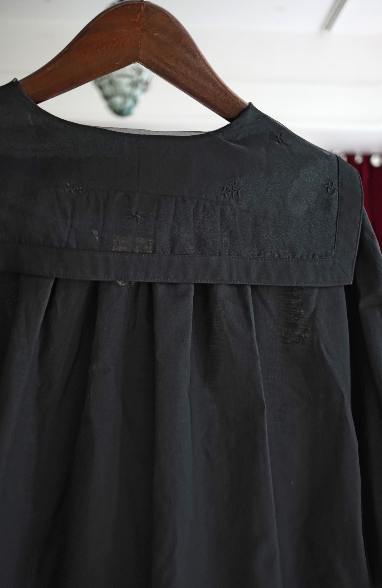 Petite fleurセーラーカラーブラウス(2026 Spring Collection)