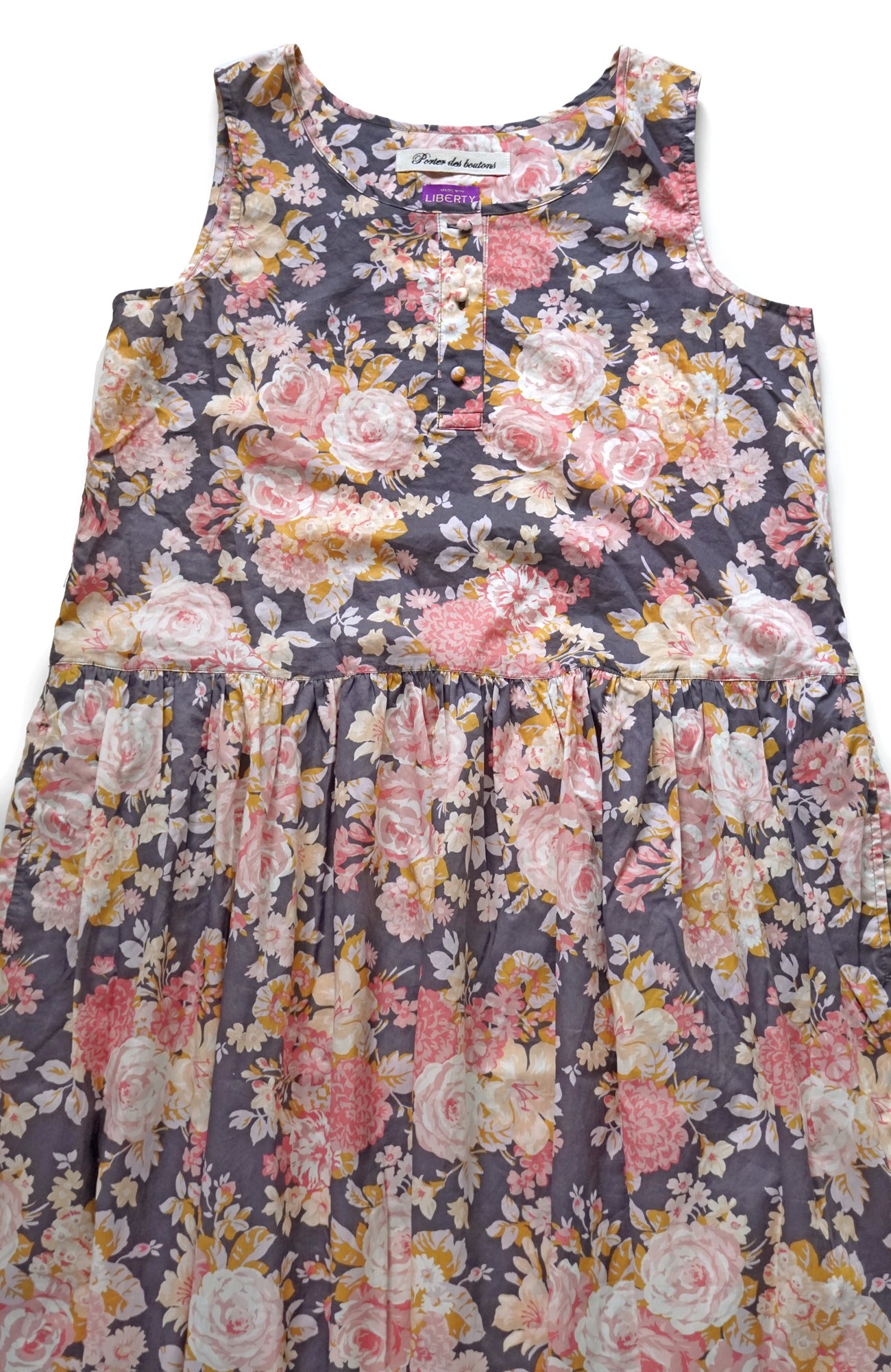 LIBERTY PRINTノースリーブドレス(2026 Spring Collection)