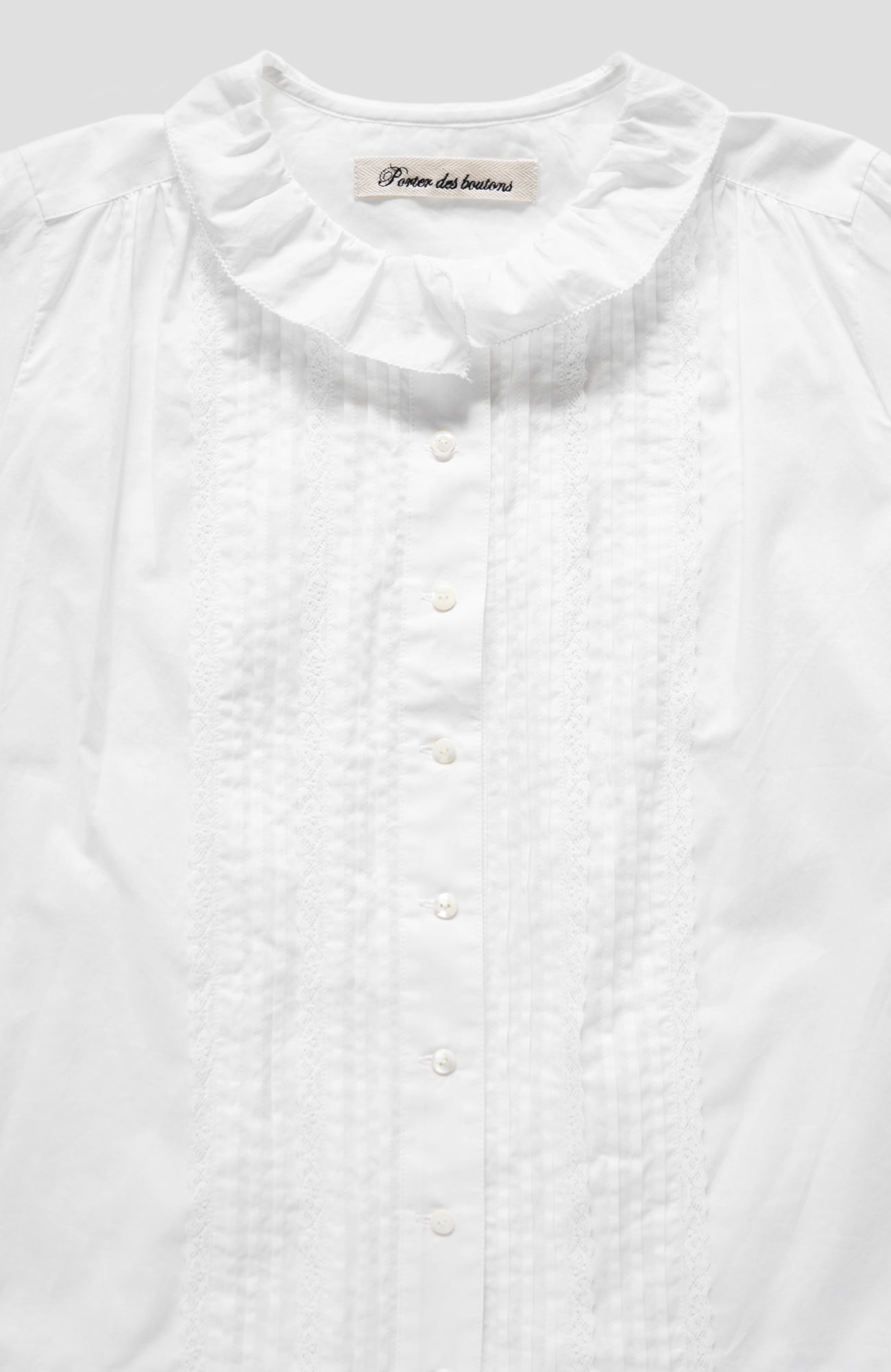 ピンタックとレースのブラウス(2026 Summer Collection)