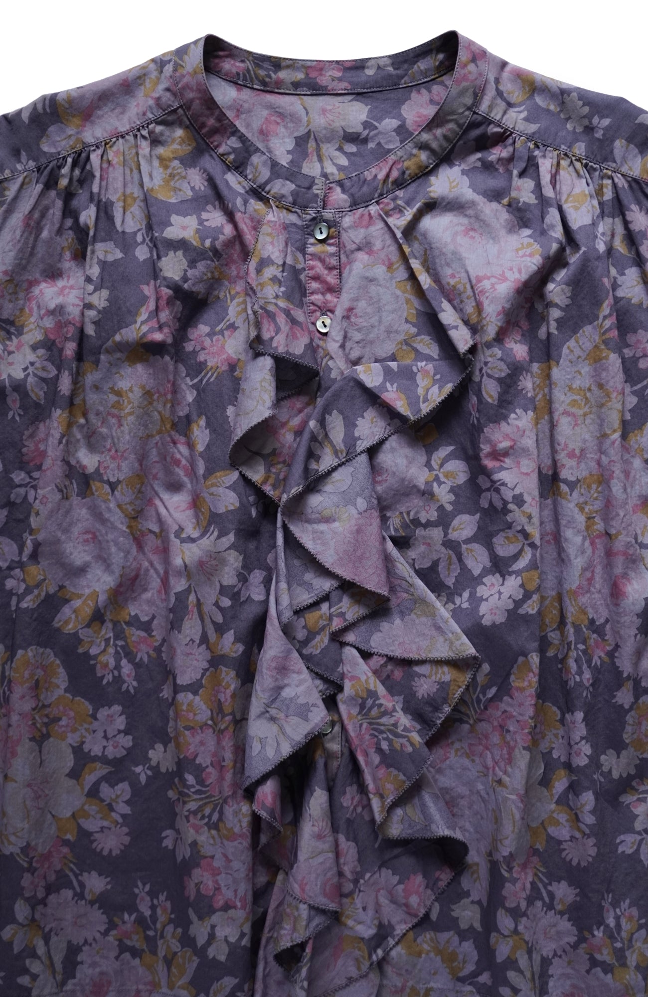 LIBERTY PRINTフロントラッフルブラウス(2026 Summer Collection)