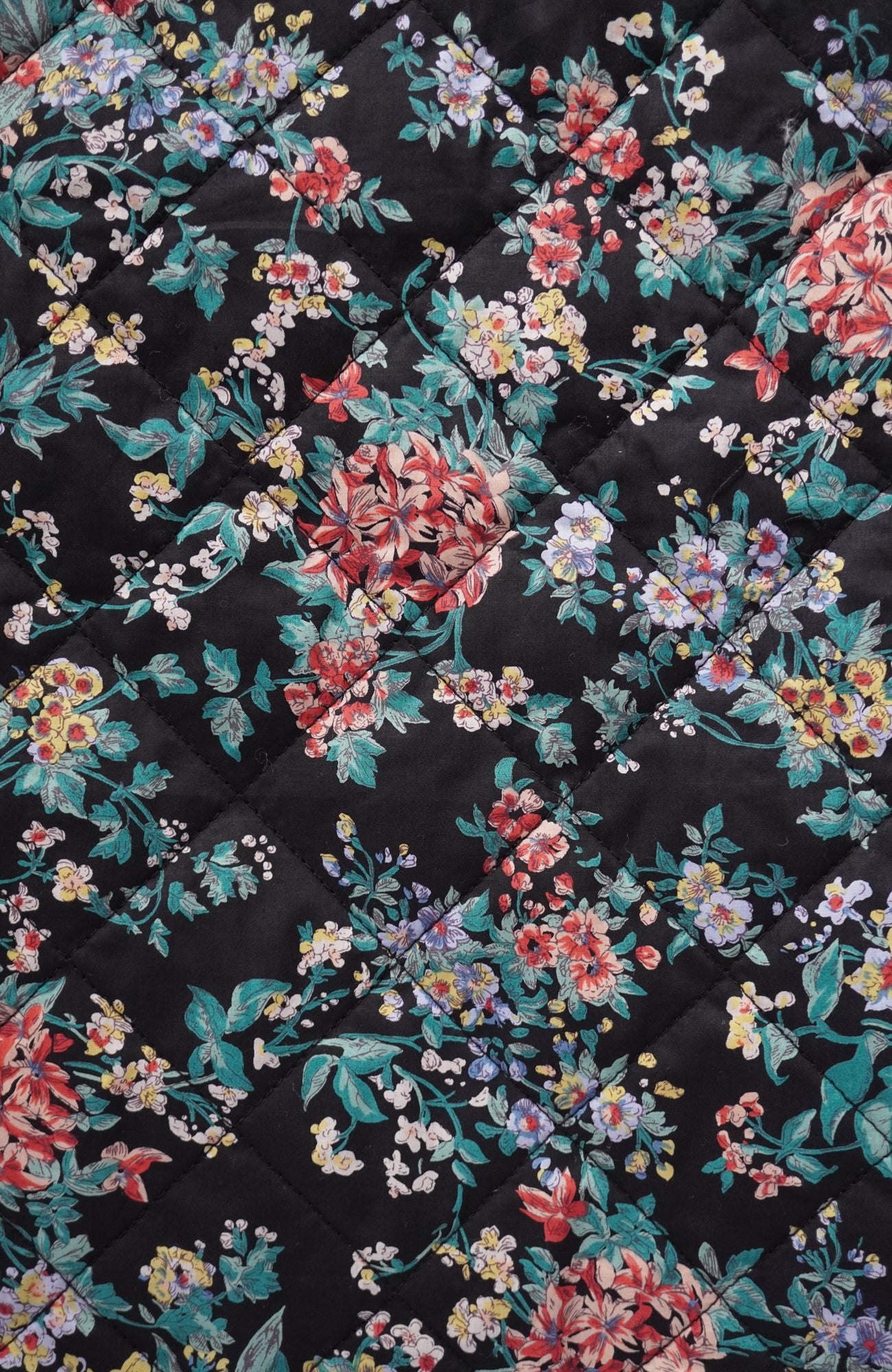 LIBERTY PRINTリバーシブルキルティングジャケット(2026-2027 Winter & Pre-spring Collection)