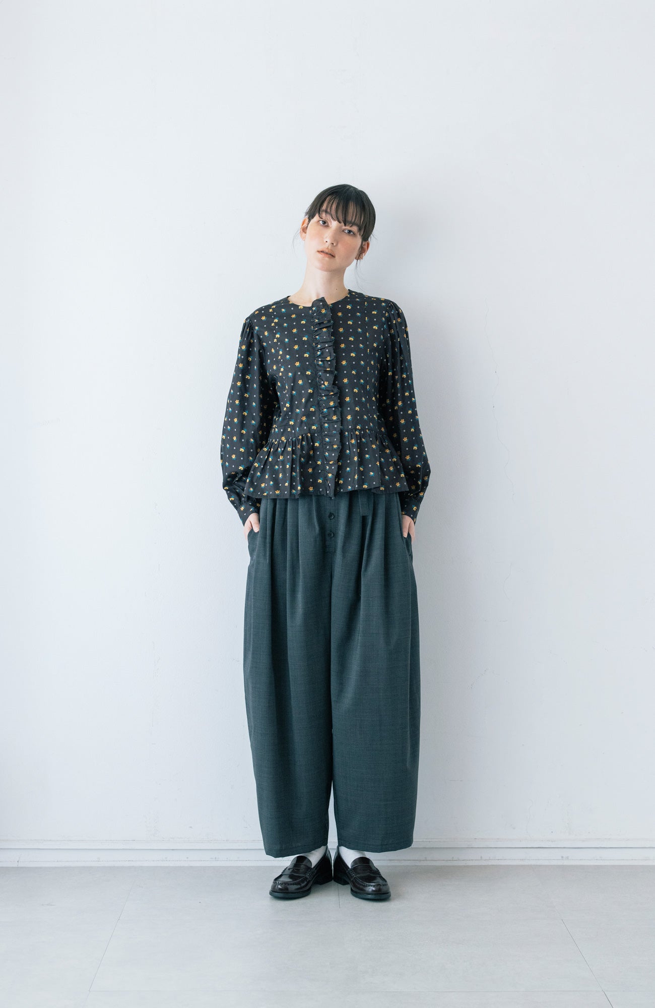 オーバルパンツ/チェック(2025-2026 Winter & Pre-spring Collection)