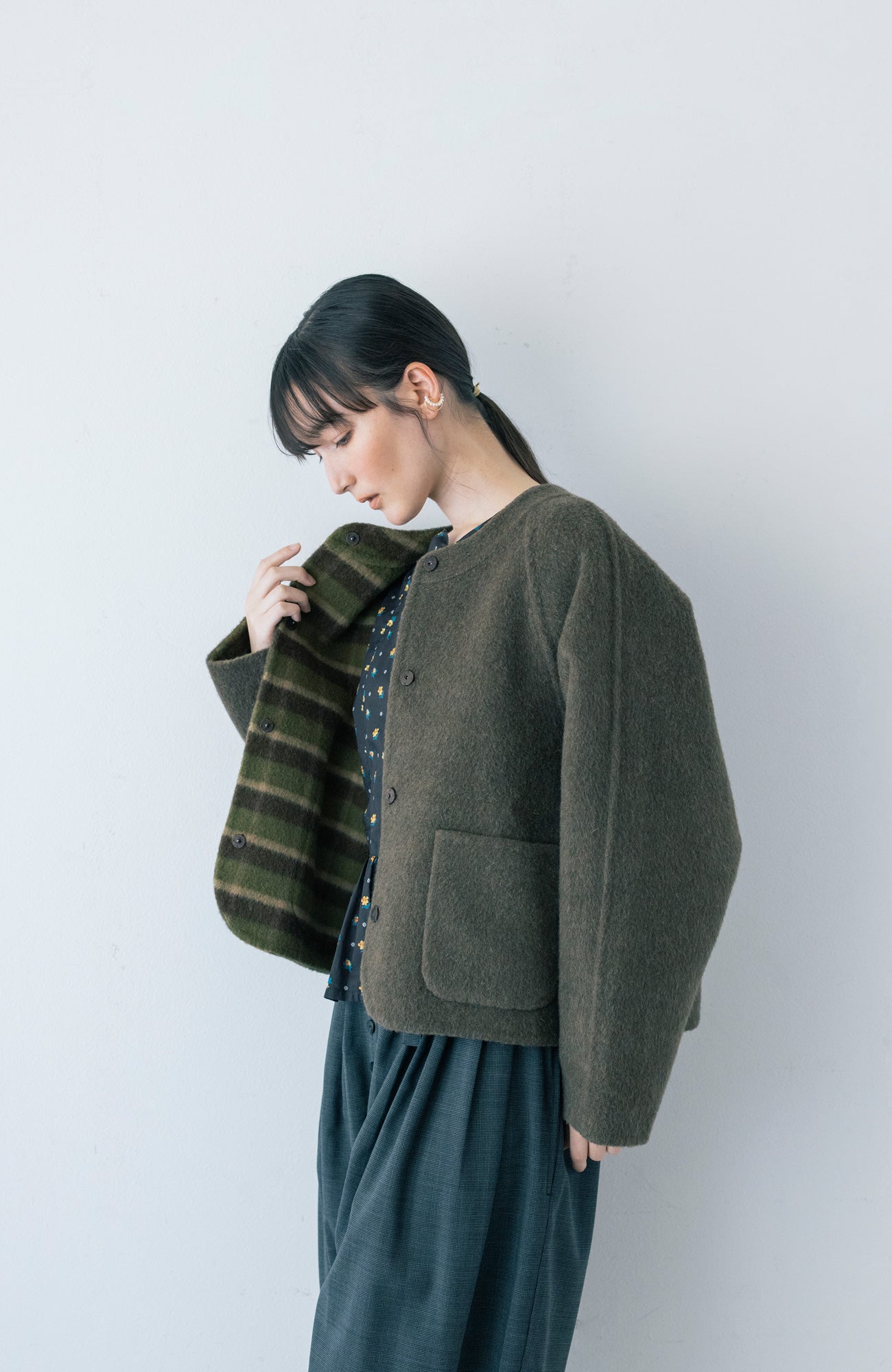リバーシブルショートコート/シャギー(2025-2026 Winter & Pre-spring Collection)