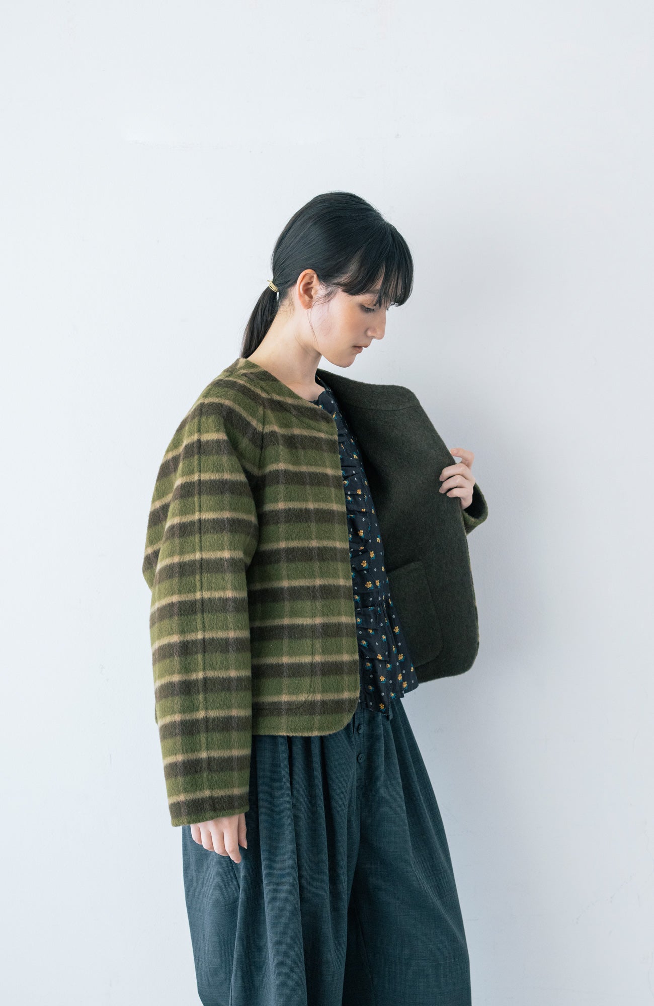 リバーシブルショートコート/シャギー(2025-2026 Winter & Pre-spring Collection)