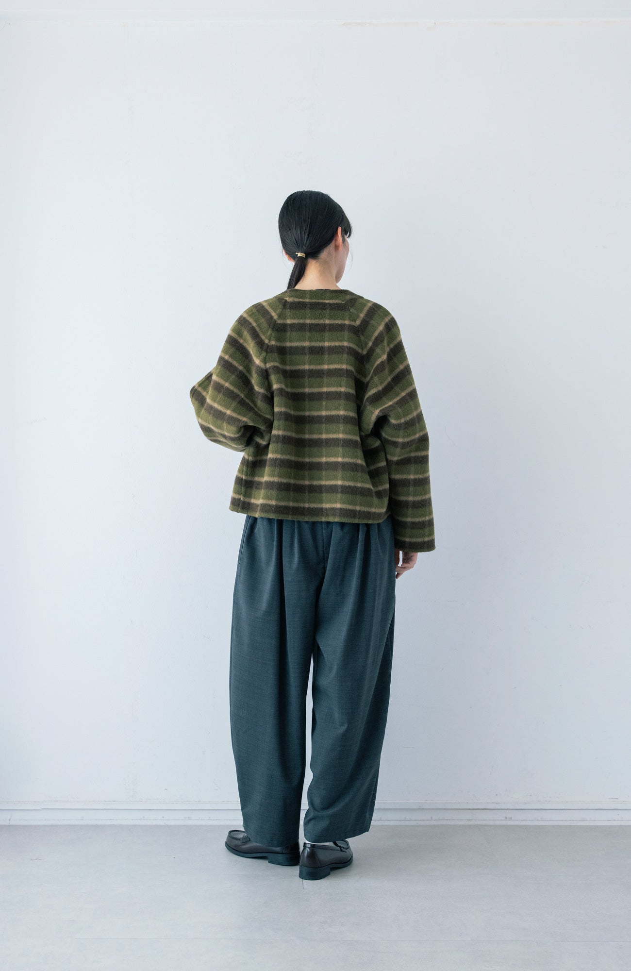 リバーシブルショートコート/シャギー(2025-2026 Winter & Pre-spring Collection)