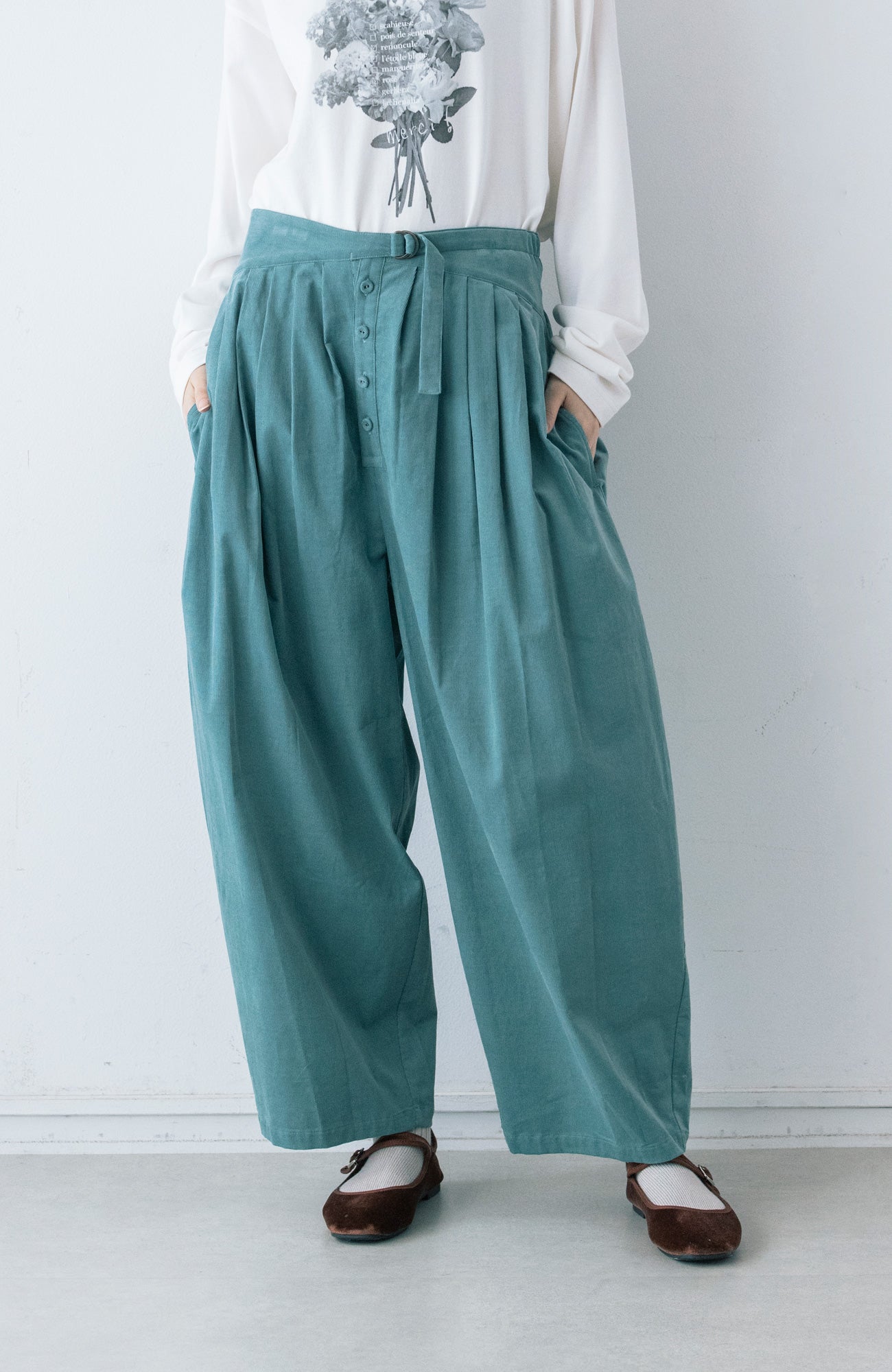 オーバルパンツ/シャツコール(2025-2026 Winter & Pre-spring Collection)