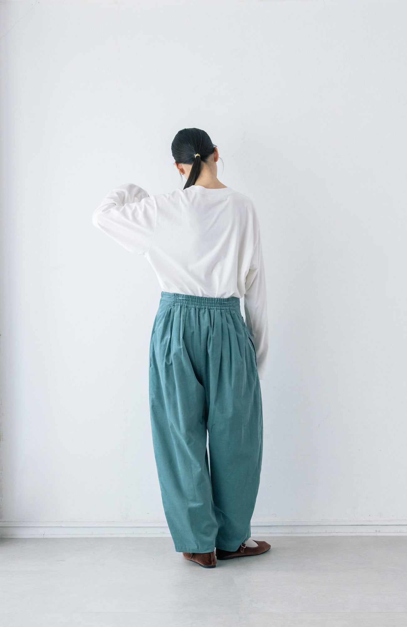 オーバルパンツ/シャツコール(2025-2026 Winter & Pre-spring Collection)