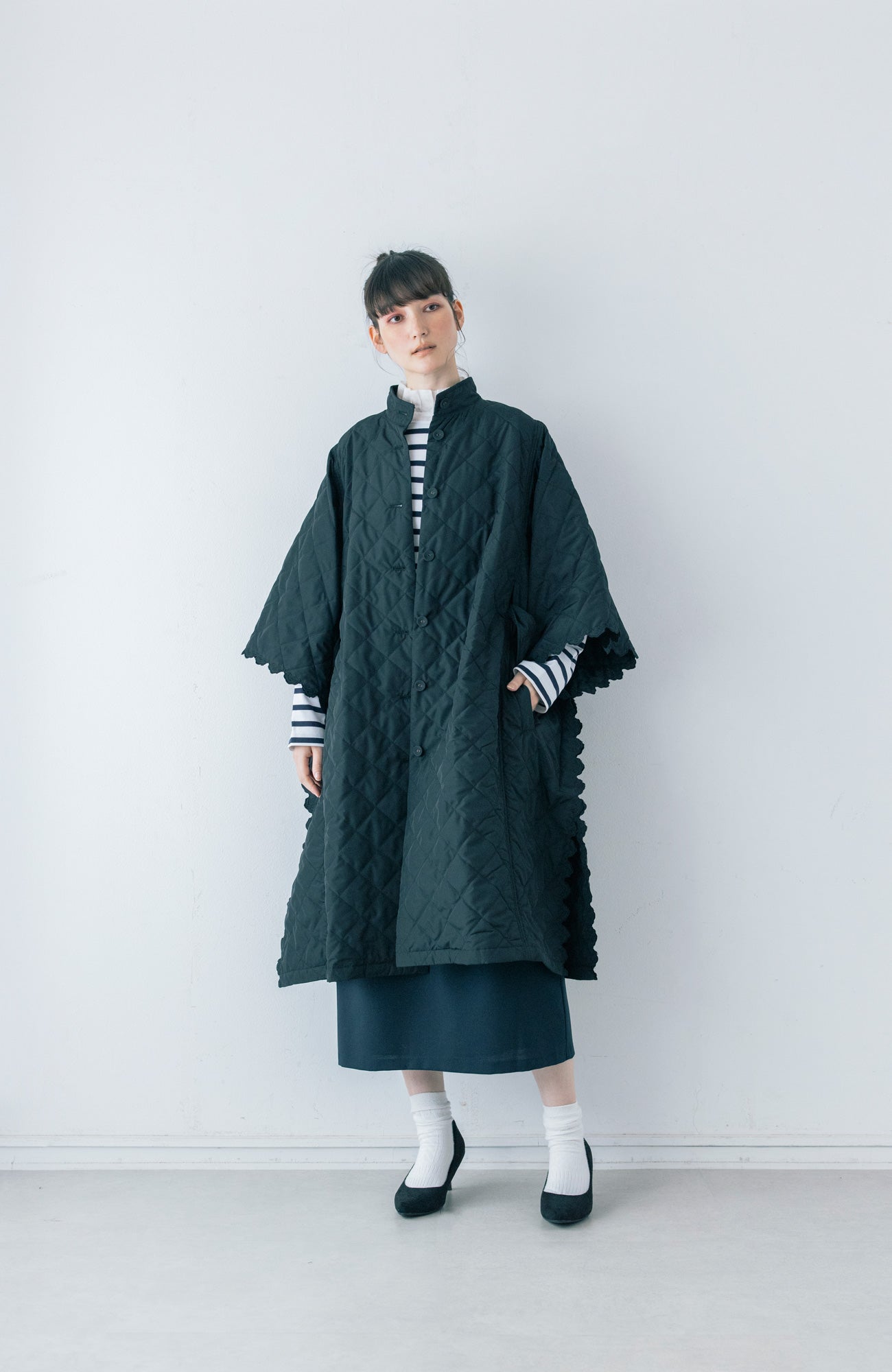 キルティングスカラップポンチョコート(2025-2026 Winter & Pre-spring Collection)