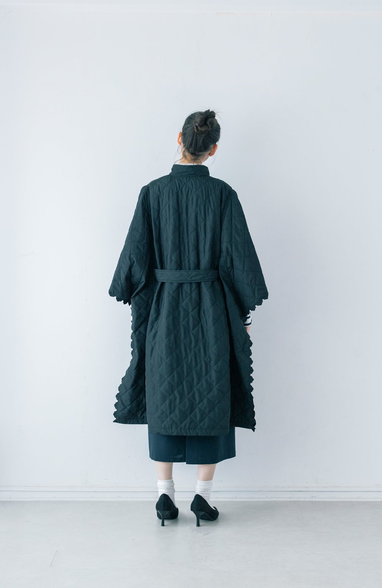 キルティングスカラップポンチョコート(2025-2026 Winter & Pre-spring Collection)