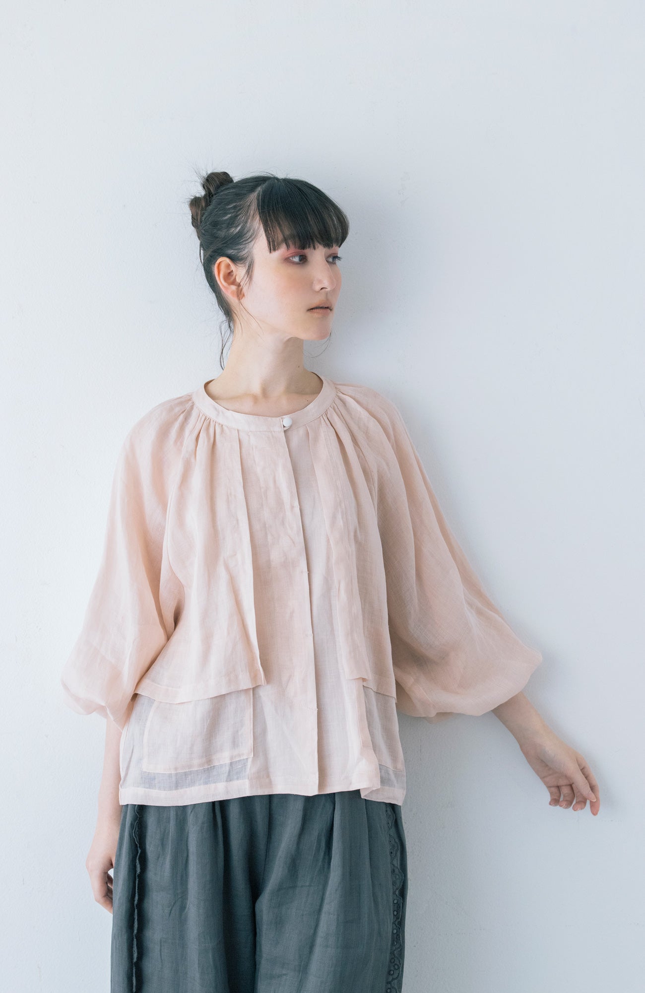 リネンブルゾン(2025-2026 Winter & Pre-spring Collection)