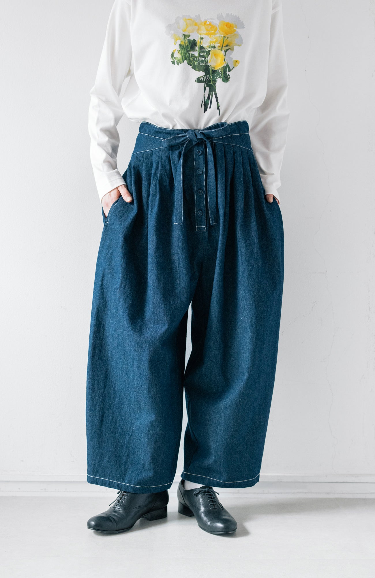 デニムオーバルパンツ(2025 Autumn & Winter Collection)