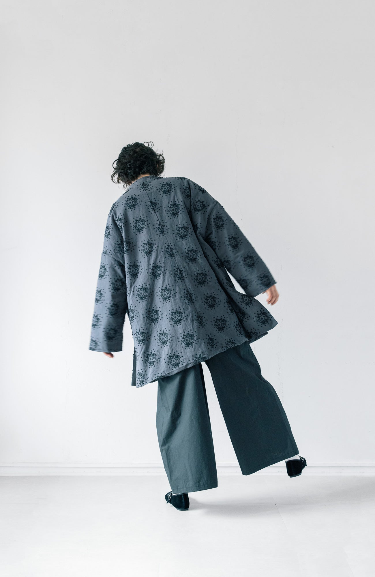エンブロイダリーコート(2025 Autumn & Winter Collection)