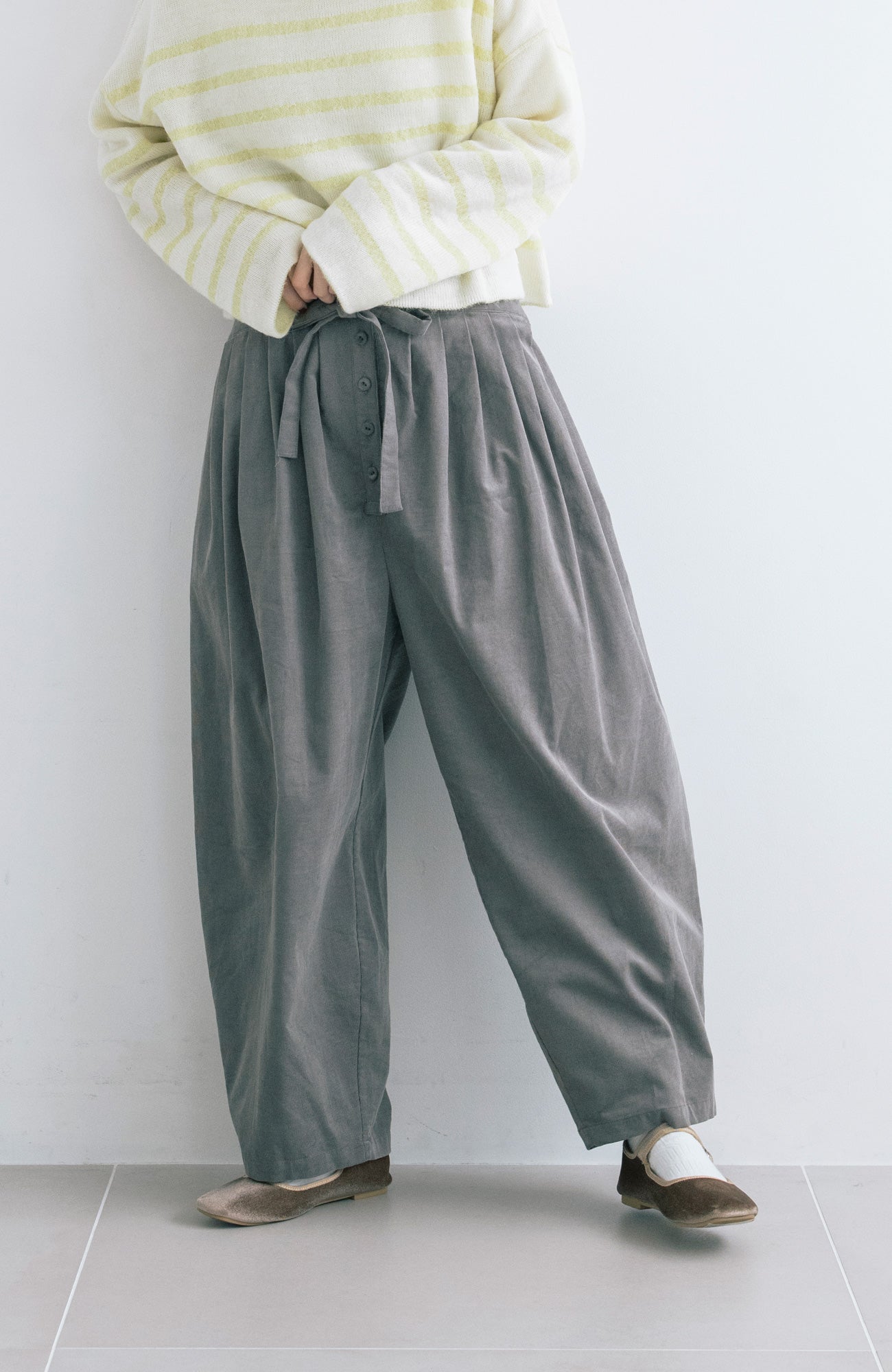 Oval Pants (2024-25 Winter &amp; Pre-Spring Collection)