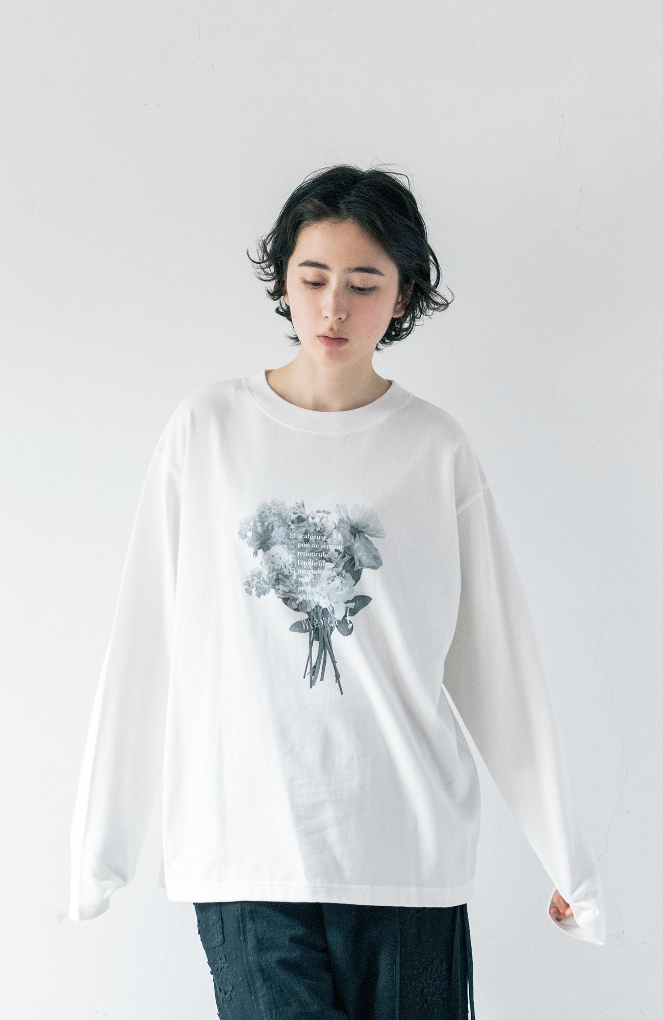 bouquet Long Sleeve T-Shirt Monochrome (2025 Autumn &amp; Winter Collection)