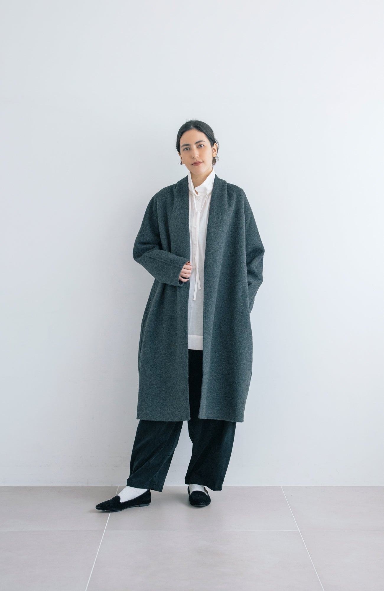 Buttonless Coat (2024-25 Winter &amp; Pre-Spring Collection)