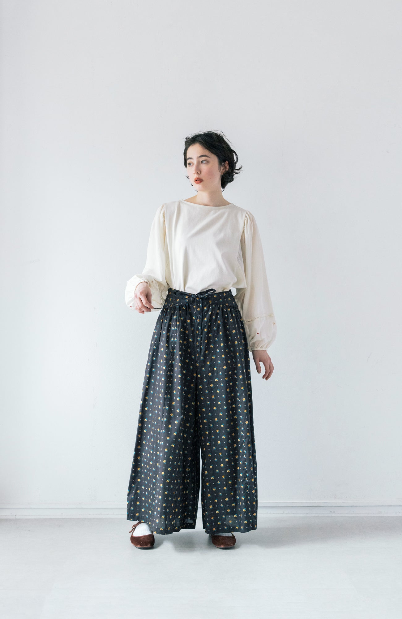 Wide pants (2025 Autumn &amp; Winter Collection)