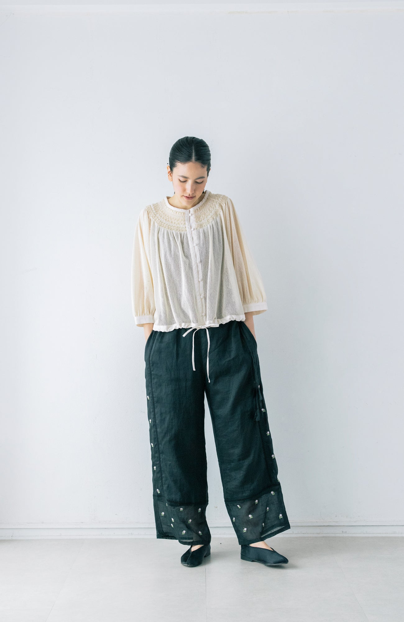 リボンスモッキングブラウス(2026 Spring Collection)