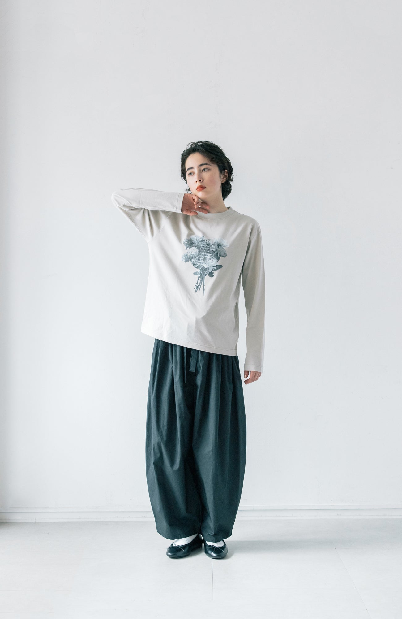 オーバルパンツ(2025 Autumn & Winter Collection)