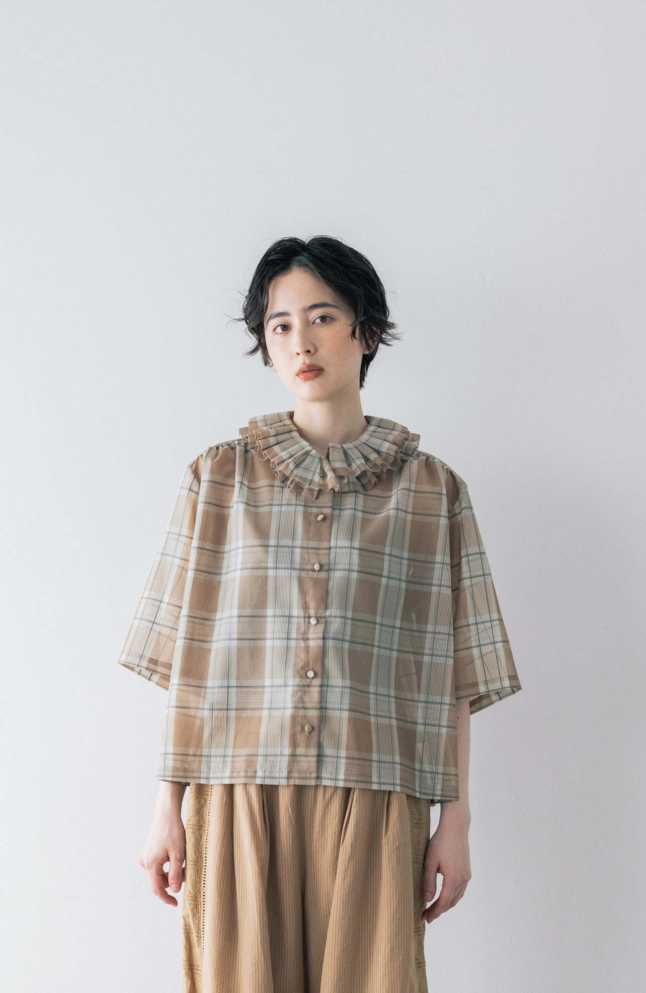シアーチェックダブルタックカラーブラウス(2026 Summer Collection)