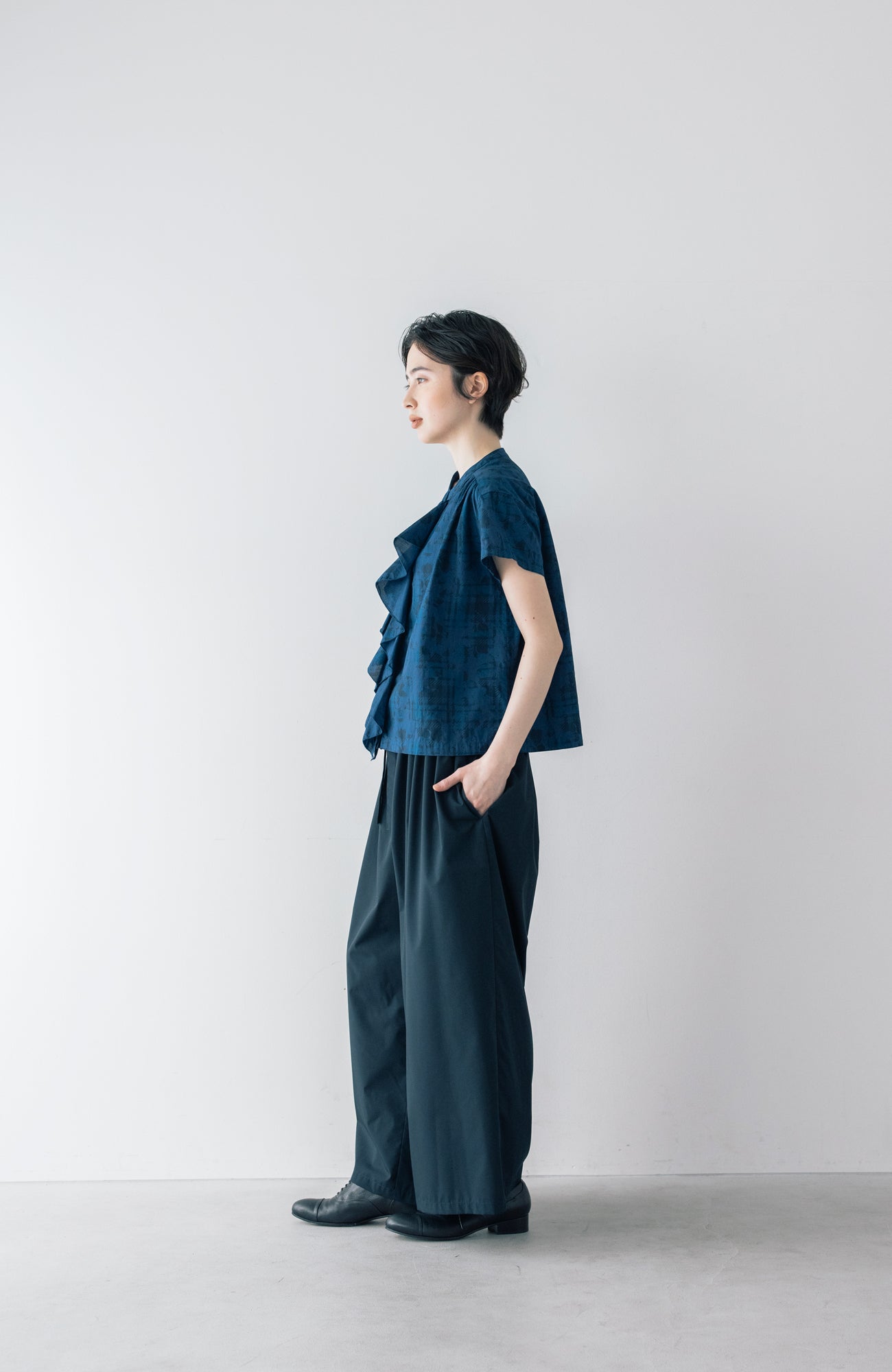 LIBERTY PRINTフロントラッフルブラウス(2026 Summer Collection)