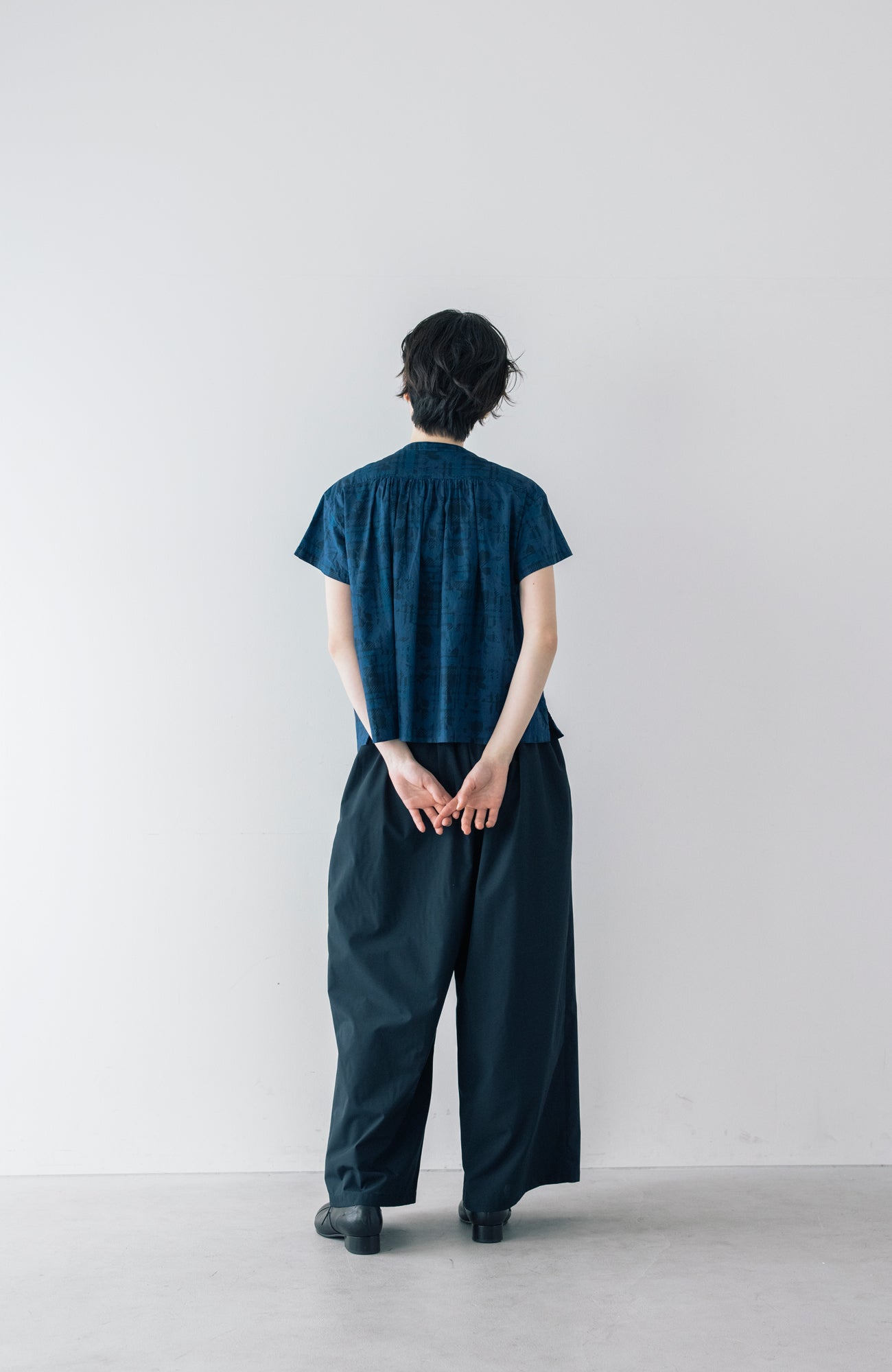 LIBERTY PRINTフロントラッフルブラウス(2026 Summer Collection)