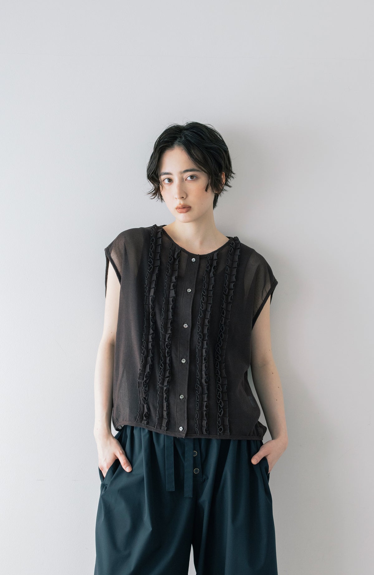 タックフリルベスト(2026 Summer Collection)