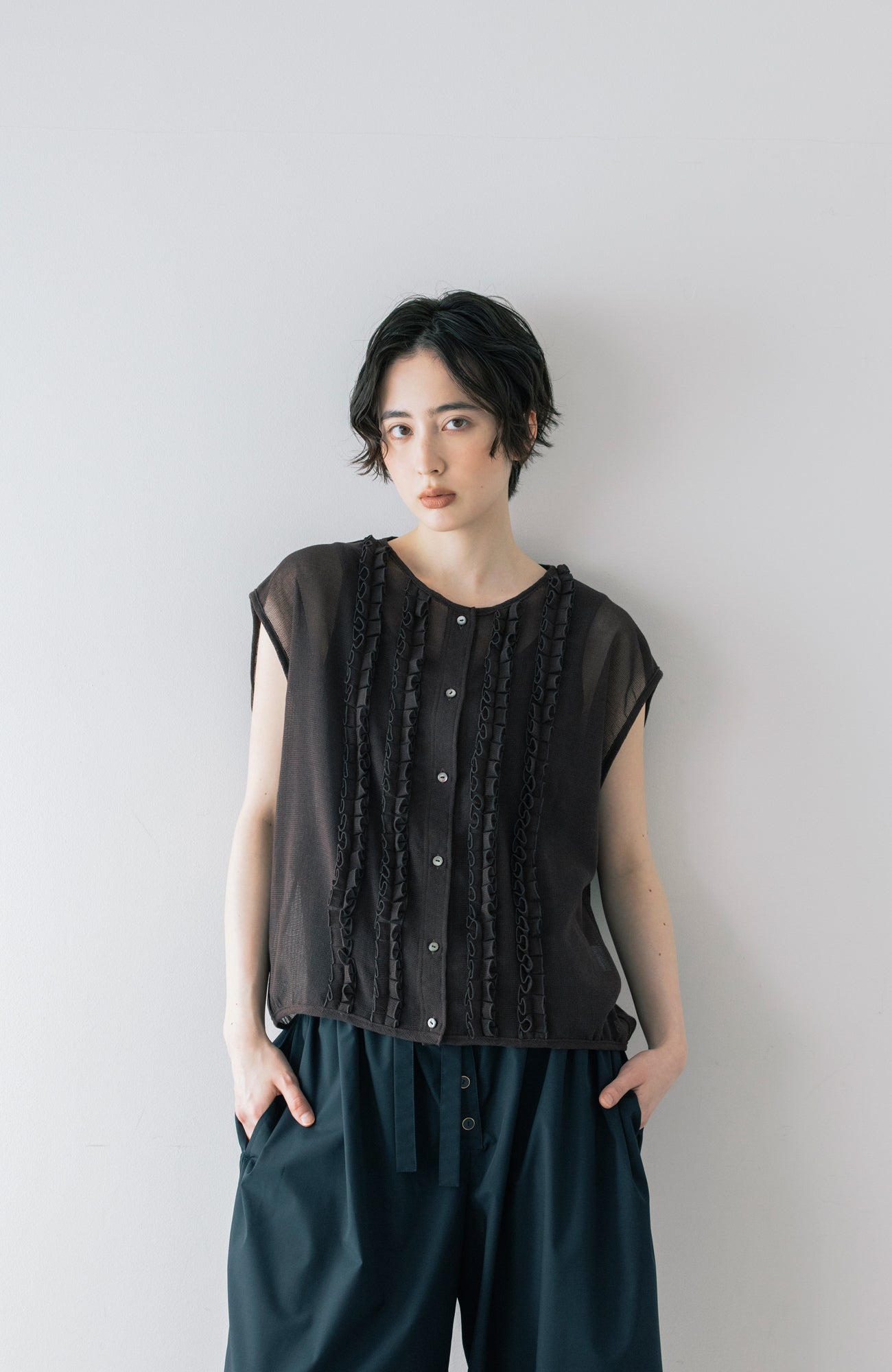 タックフリルベスト(2026 Summer Collection)