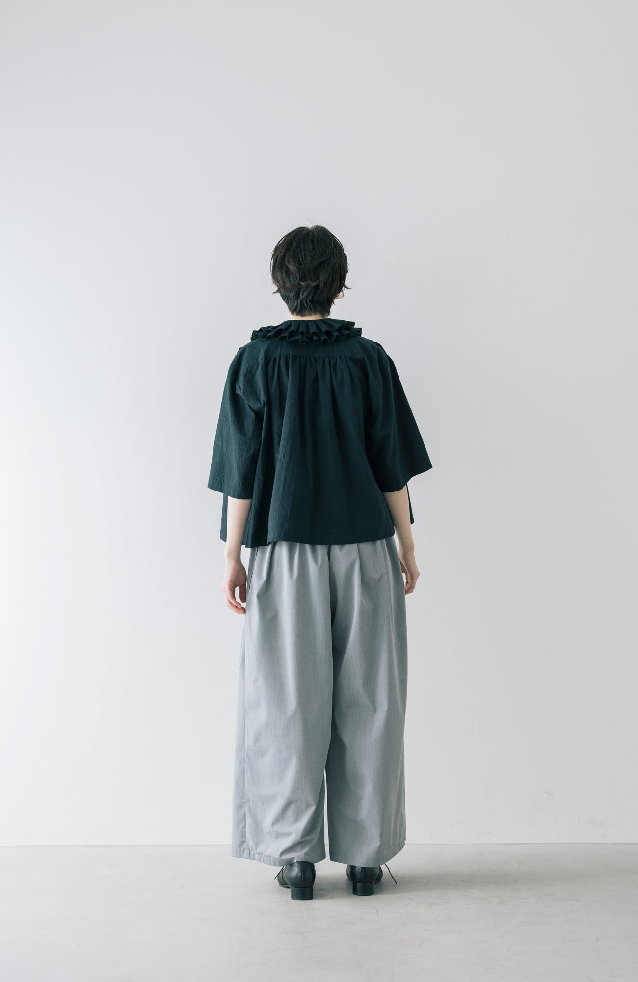 ダブルタックカラーブラウス(2026 Summer Collection)