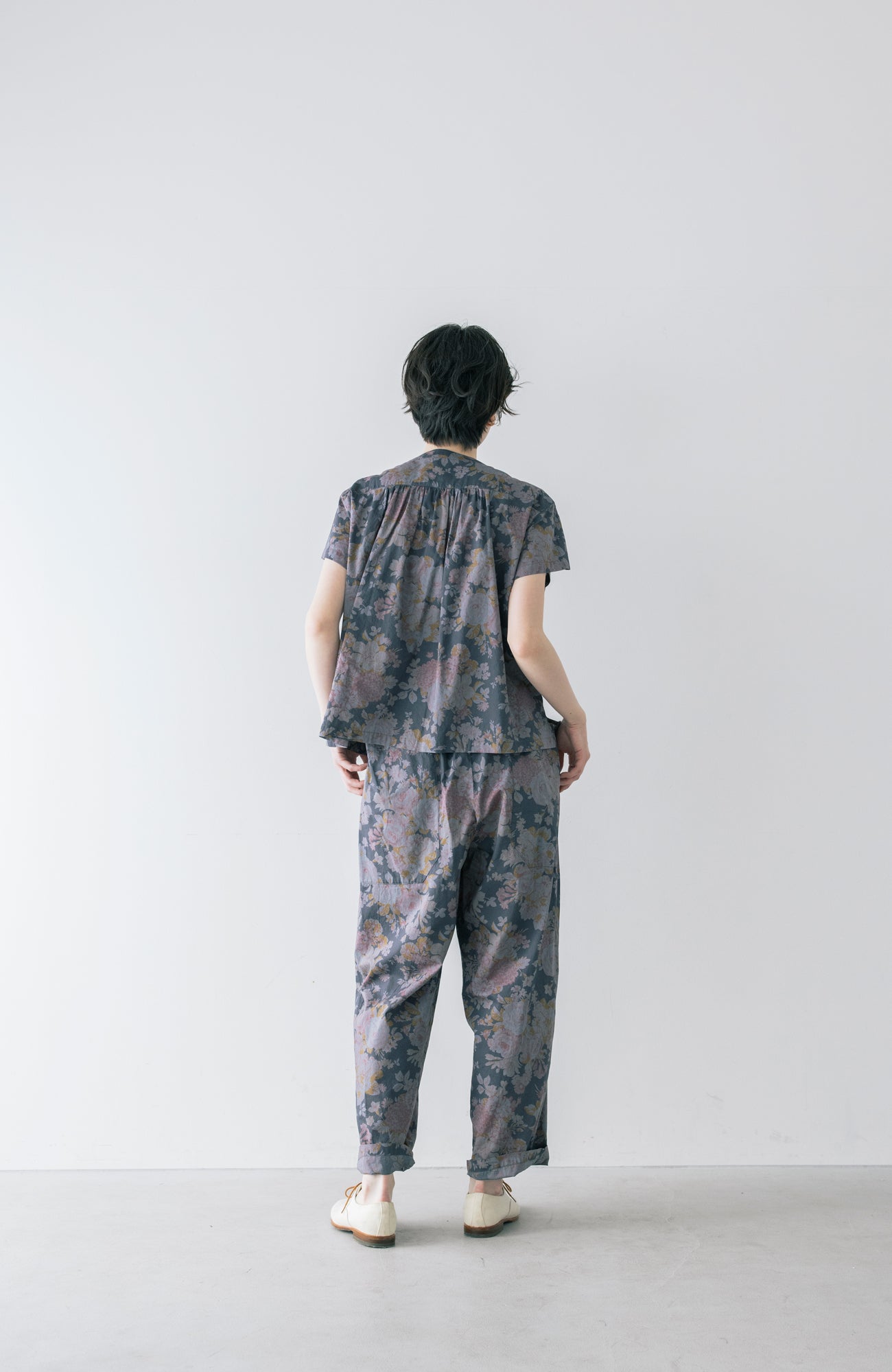 LIBERTY PRINTフロントラッフルブラウス(2026 Summer Collection)