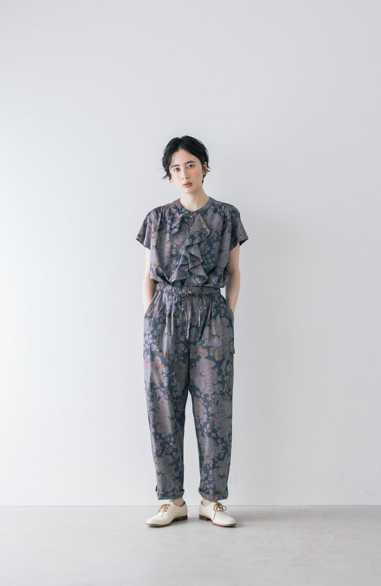 LIBERTY PRINTフロントラッフルブラウス(2026 Summer Collection)