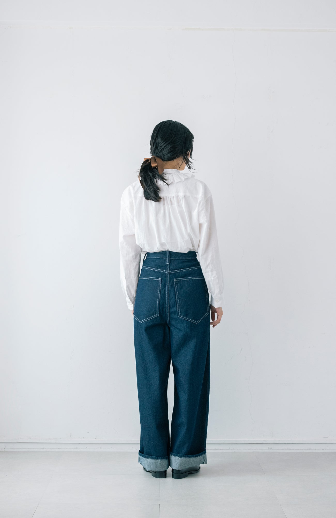 ボタンアジャストデニムパンツ(2026 Autumn Collection)
