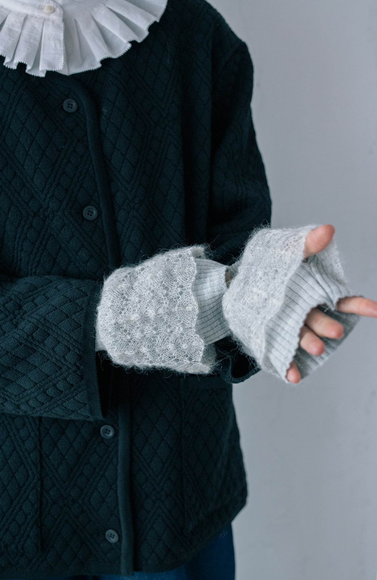 mohairフリルリストウォーマー(2026 Autumn Collection)