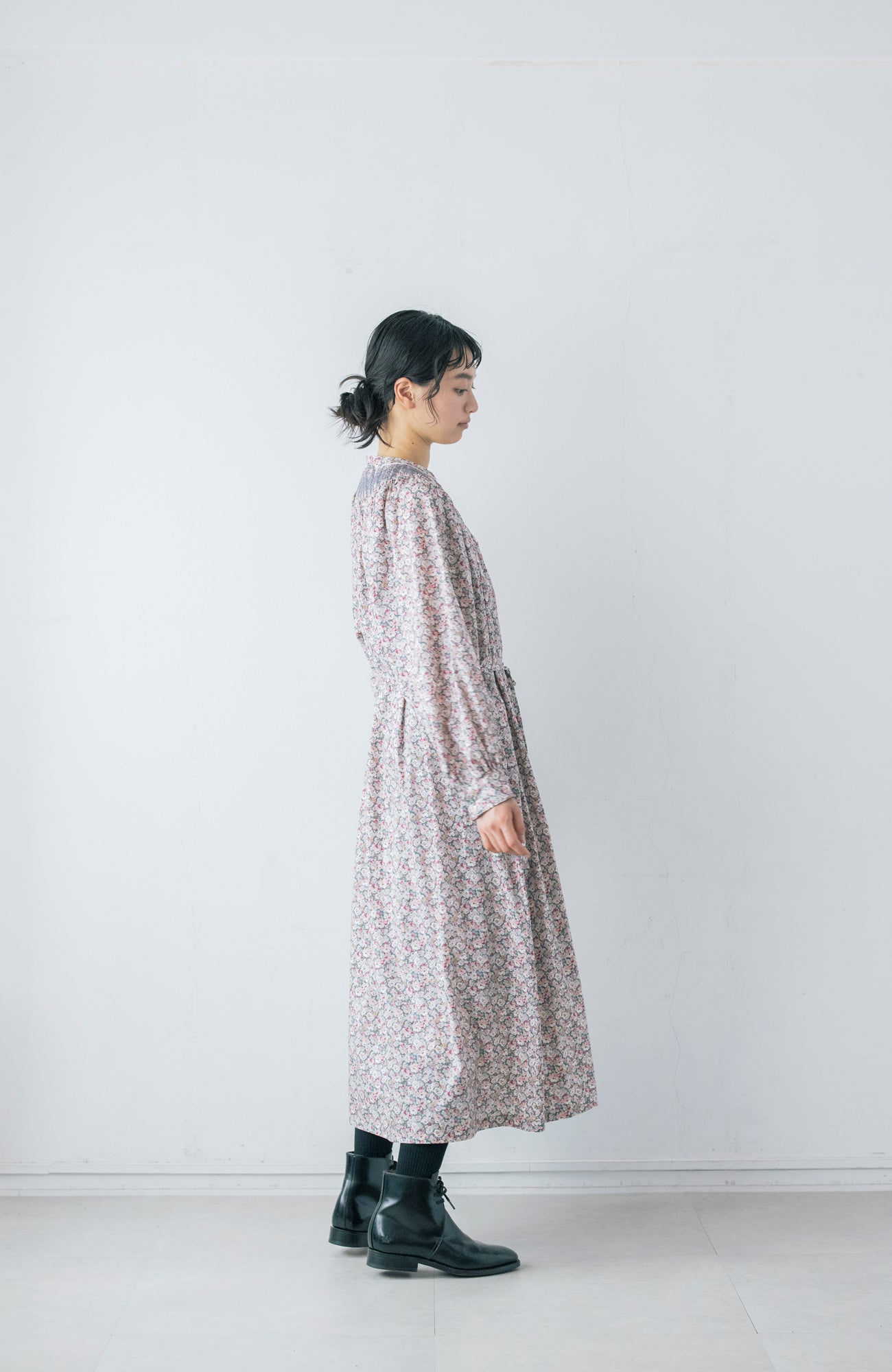 LIBERTY PRINTスモッキングドレス(2026 Autumn Collection)
