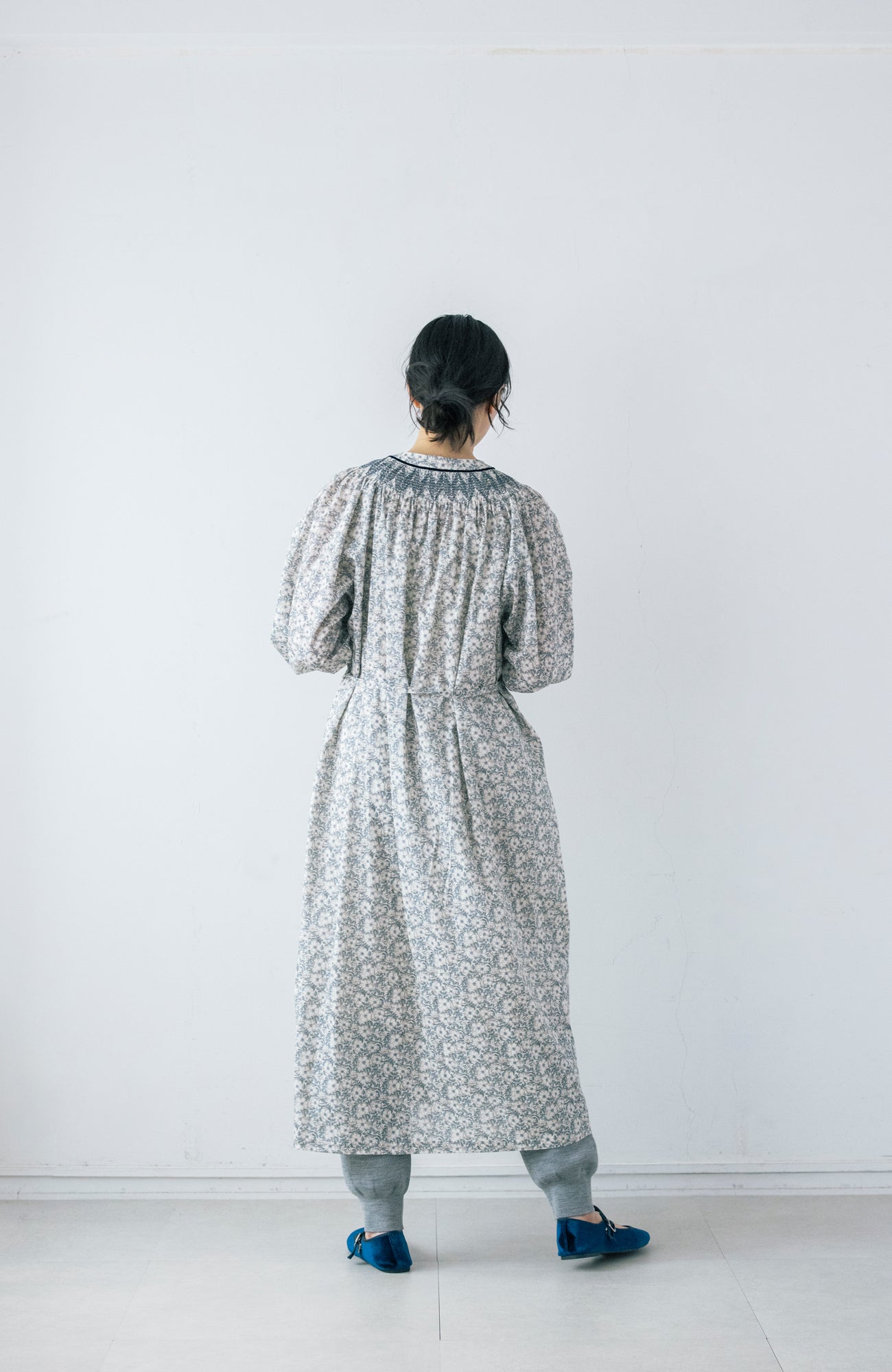 LIBERTY PRINTスモッキングドレス(2026 Autumn Collection)