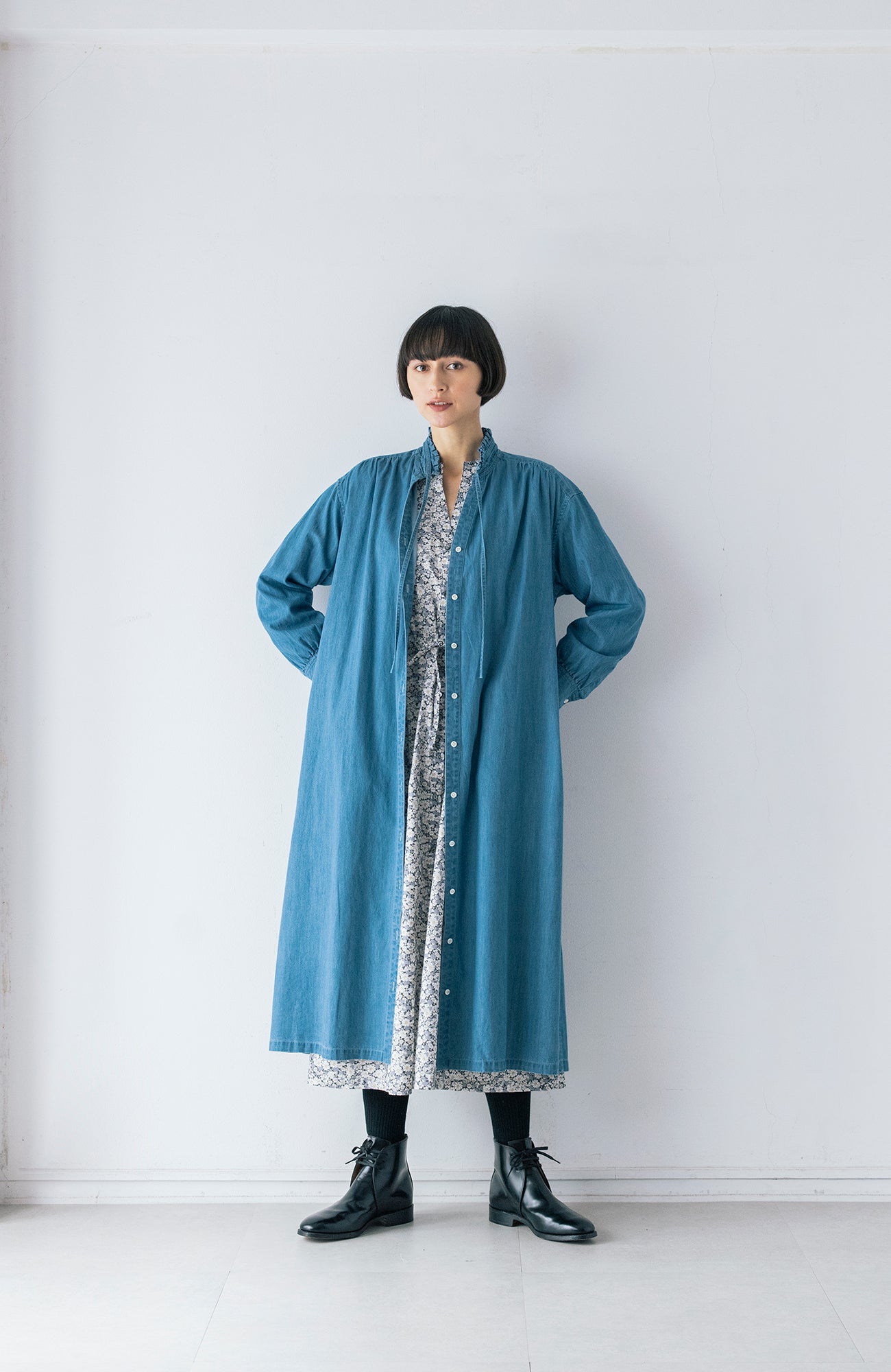 タックフリルカラーワンピース(2026-2027 Winter & Pre-spring Collection)
