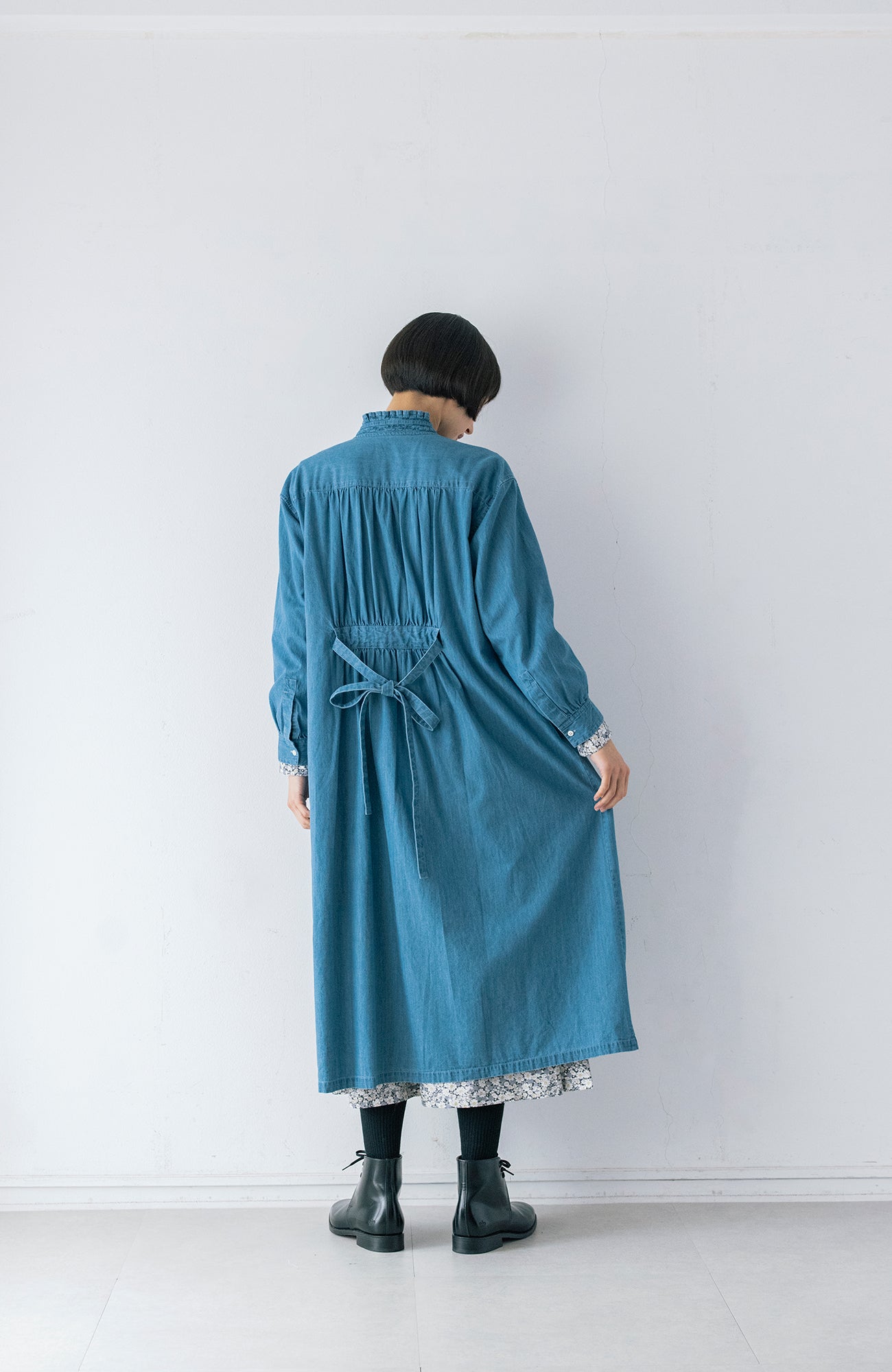 タックフリルカラーワンピース(2026-2027 Winter & Pre-spring Collection)